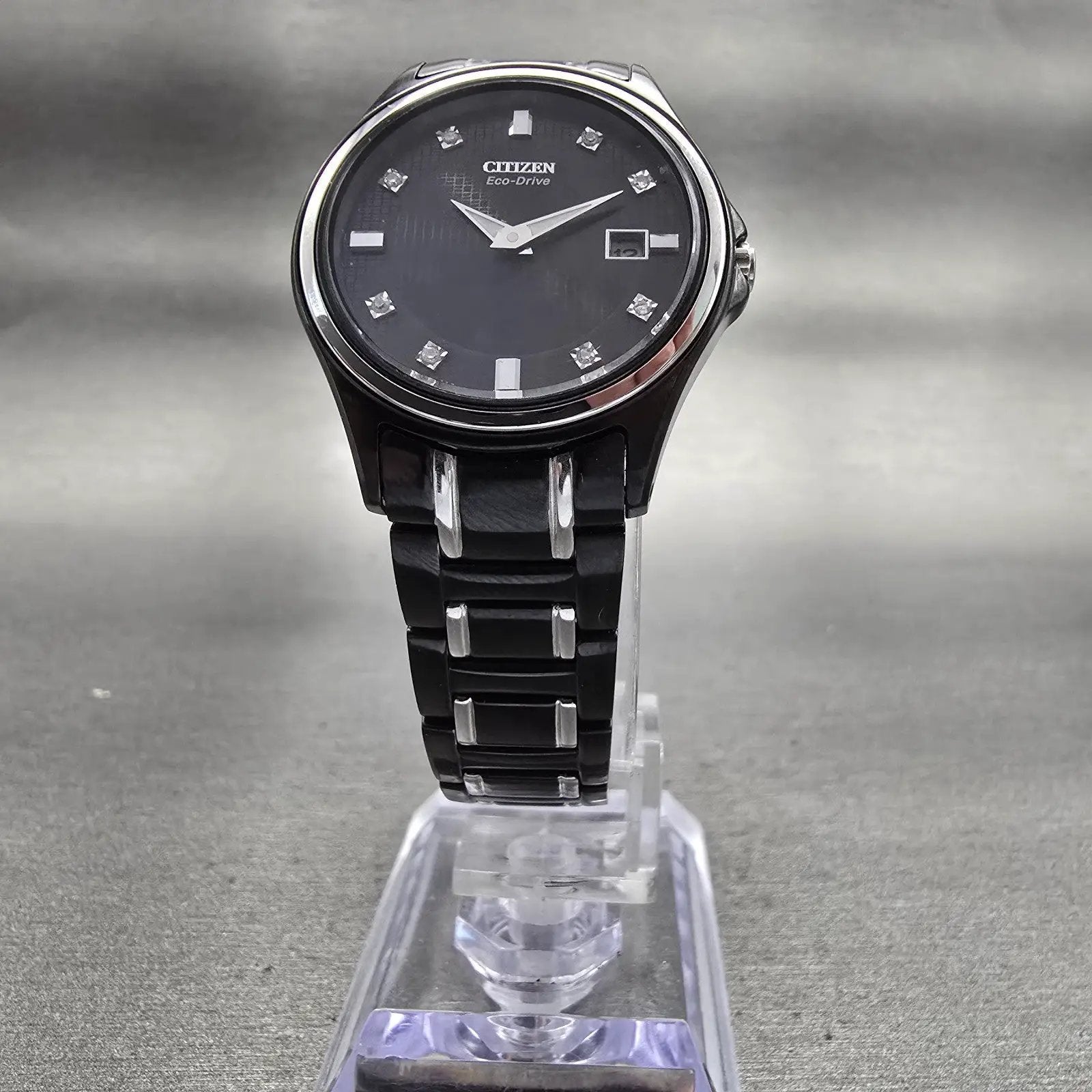 Citizen Eco-Drive Watch Women 27mm Black Dial Two Tone Date J015-S070112 Works5