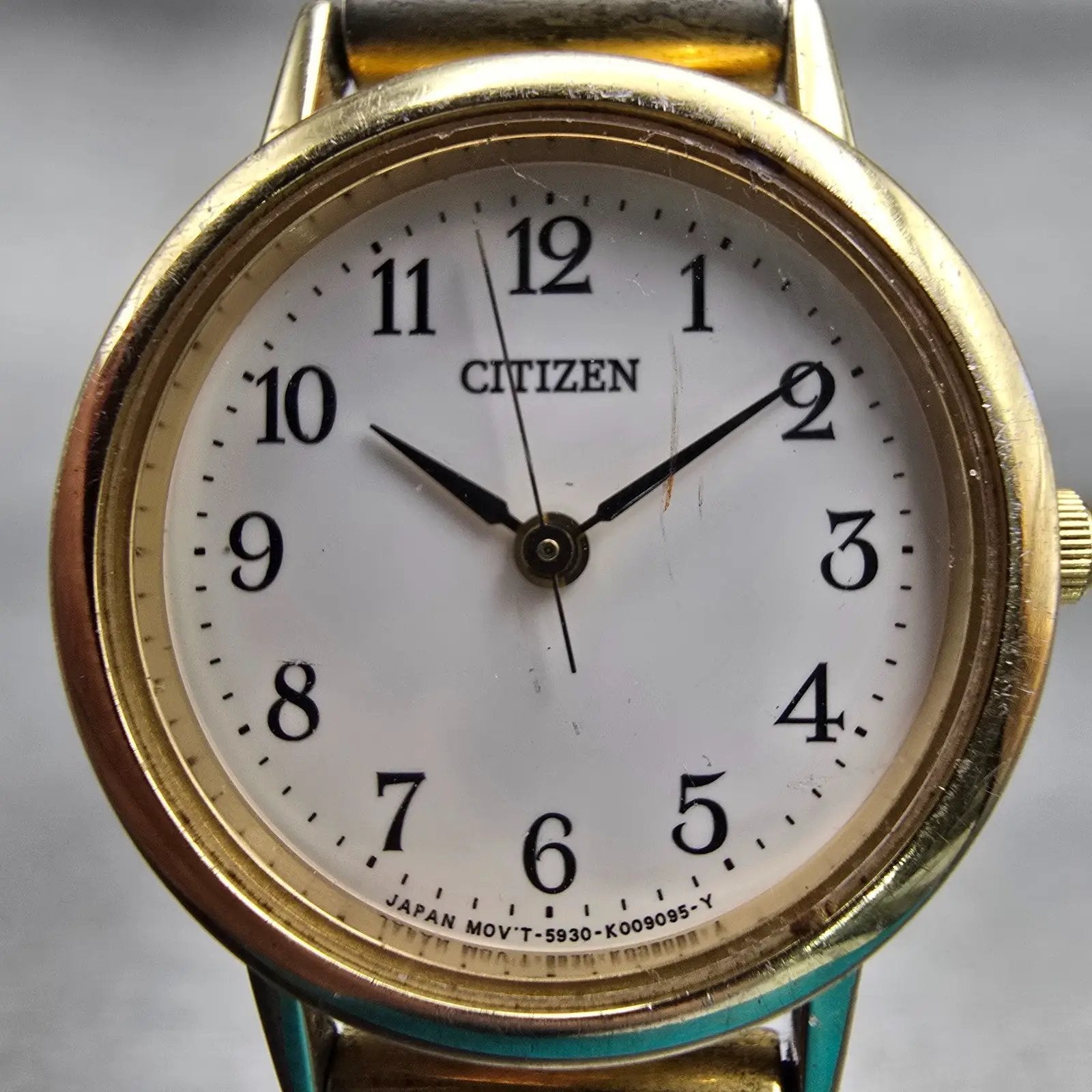 Citizen Watch Women 24mm White Dial Gold Tone Round 5930-K006163 New Battery VTG1