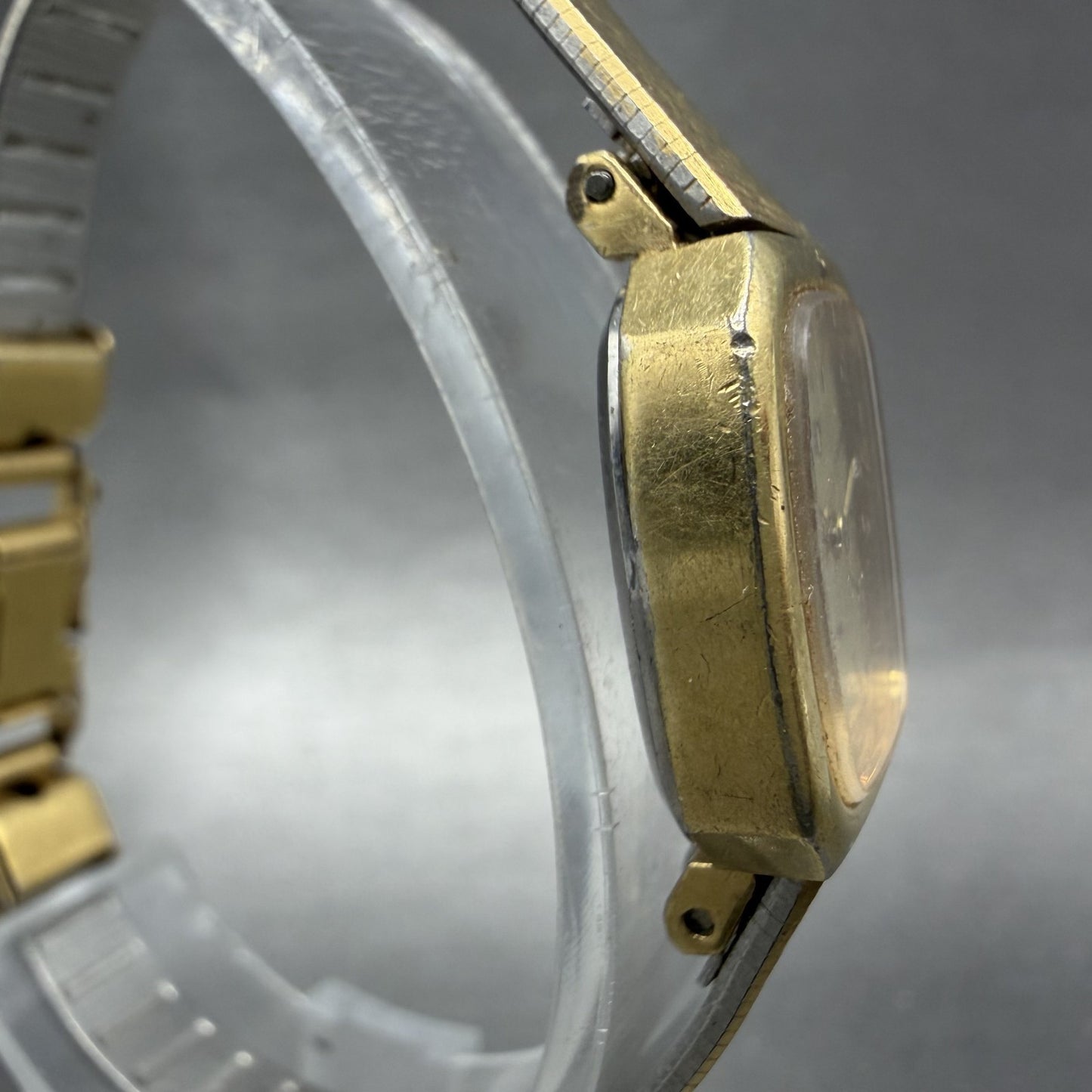 Citizen Seven Watch Women 17mm Champagne Dial Gold Tone Rectangle New Battery BD3