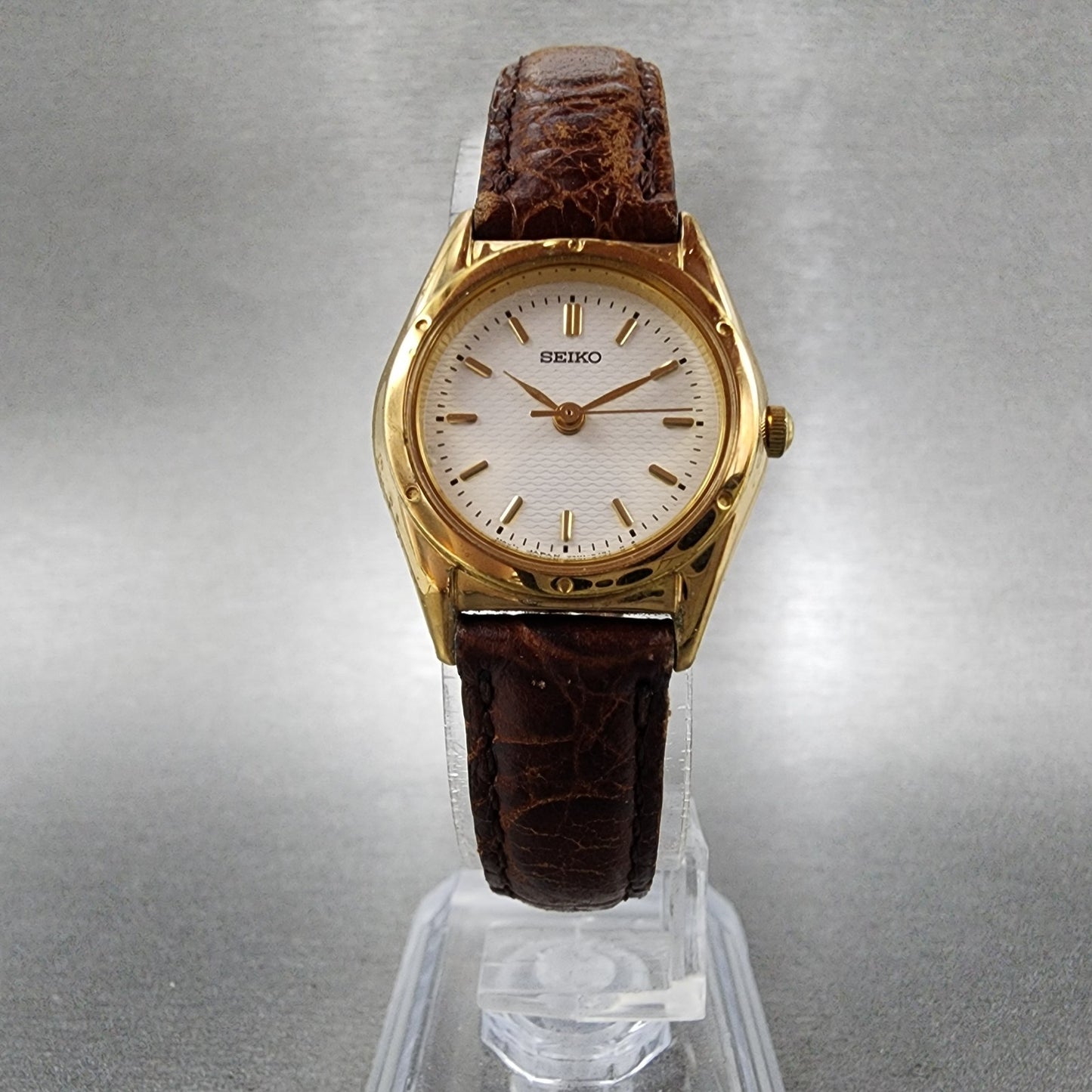 Seiko Watch Women 23mm White Dial Gold Tone Round V4011920 New Battery VTG5