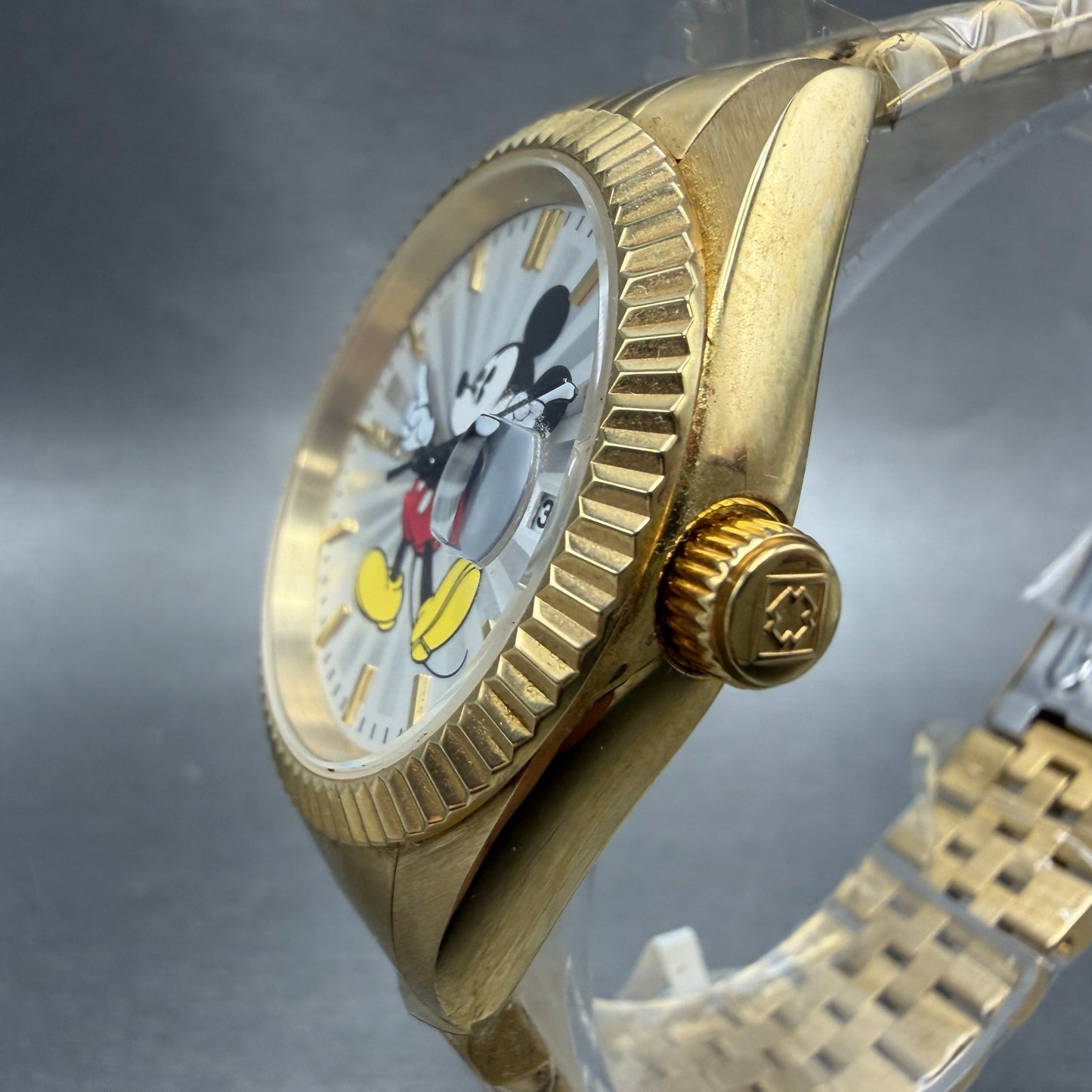 Invicta Mickey Mouse Watch Men 36mm Silver Dial Gold Tone Date 22775 New Battery2