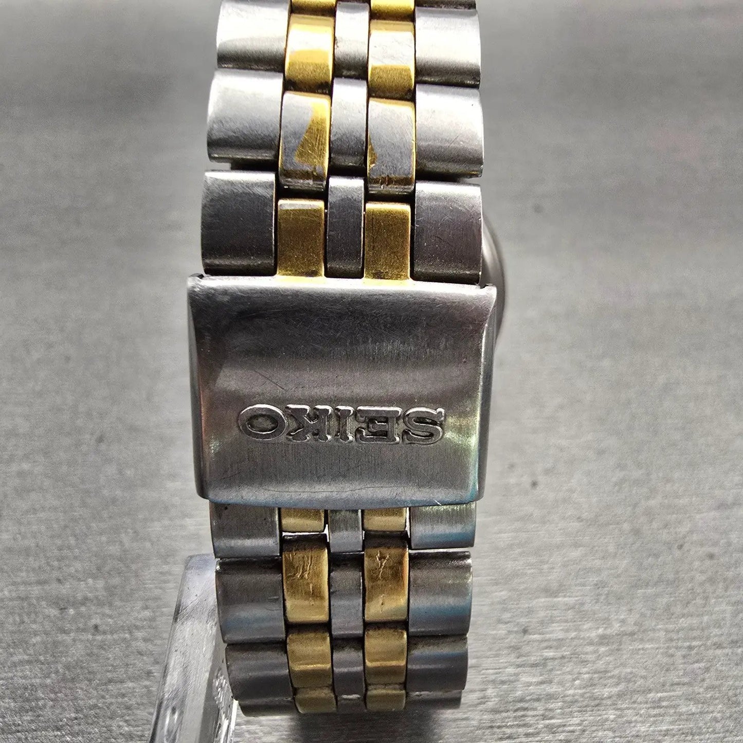 Seiko SQ Watch Men 34mm White Dial Two Tone Daydate 5Y23-7050 New Battery VTG7