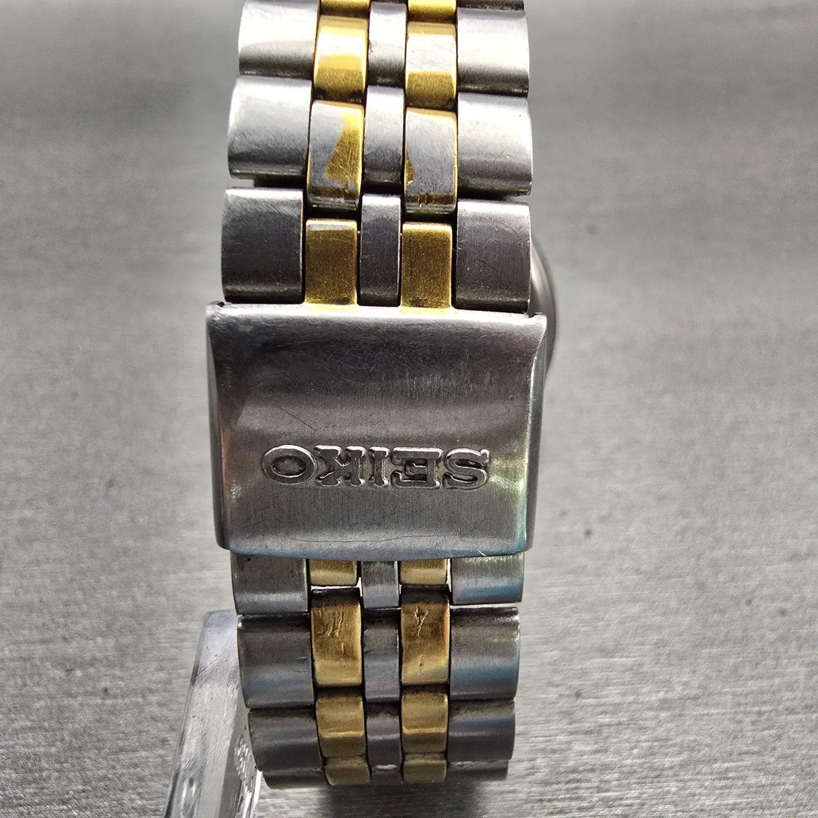 Seiko SQ Watch Men 34mm White Dial Two Tone Daydate 5Y23-7050 New Battery VTG7