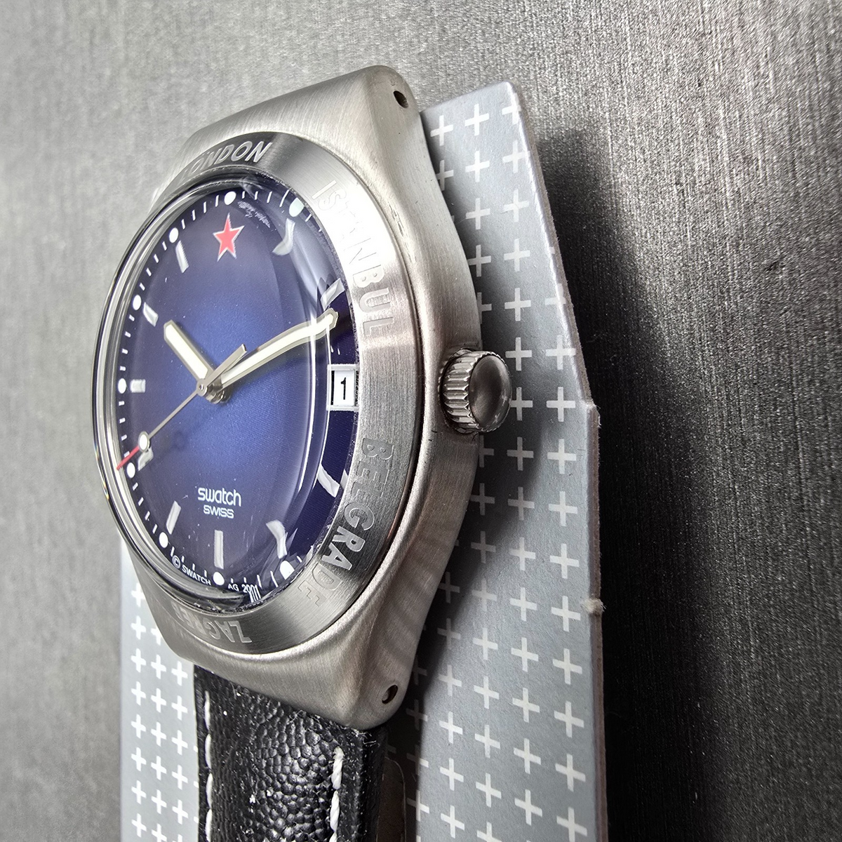 Swatch James Bond From Russia with Love Watch Men 37mm YGS423 New Battery NOS5