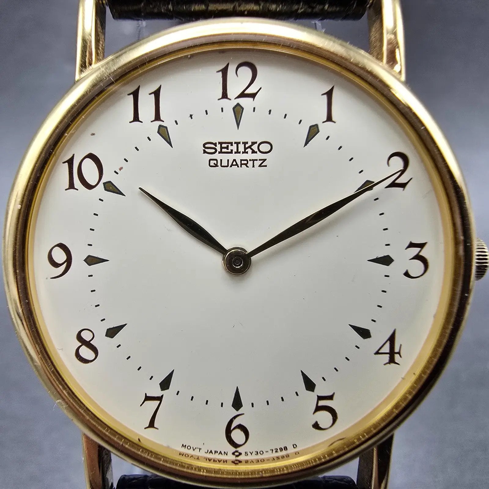 Seiko Watch Men 32mm Cream Dial Gold Tone Round 5Y30-7009 PARTS Vintage2