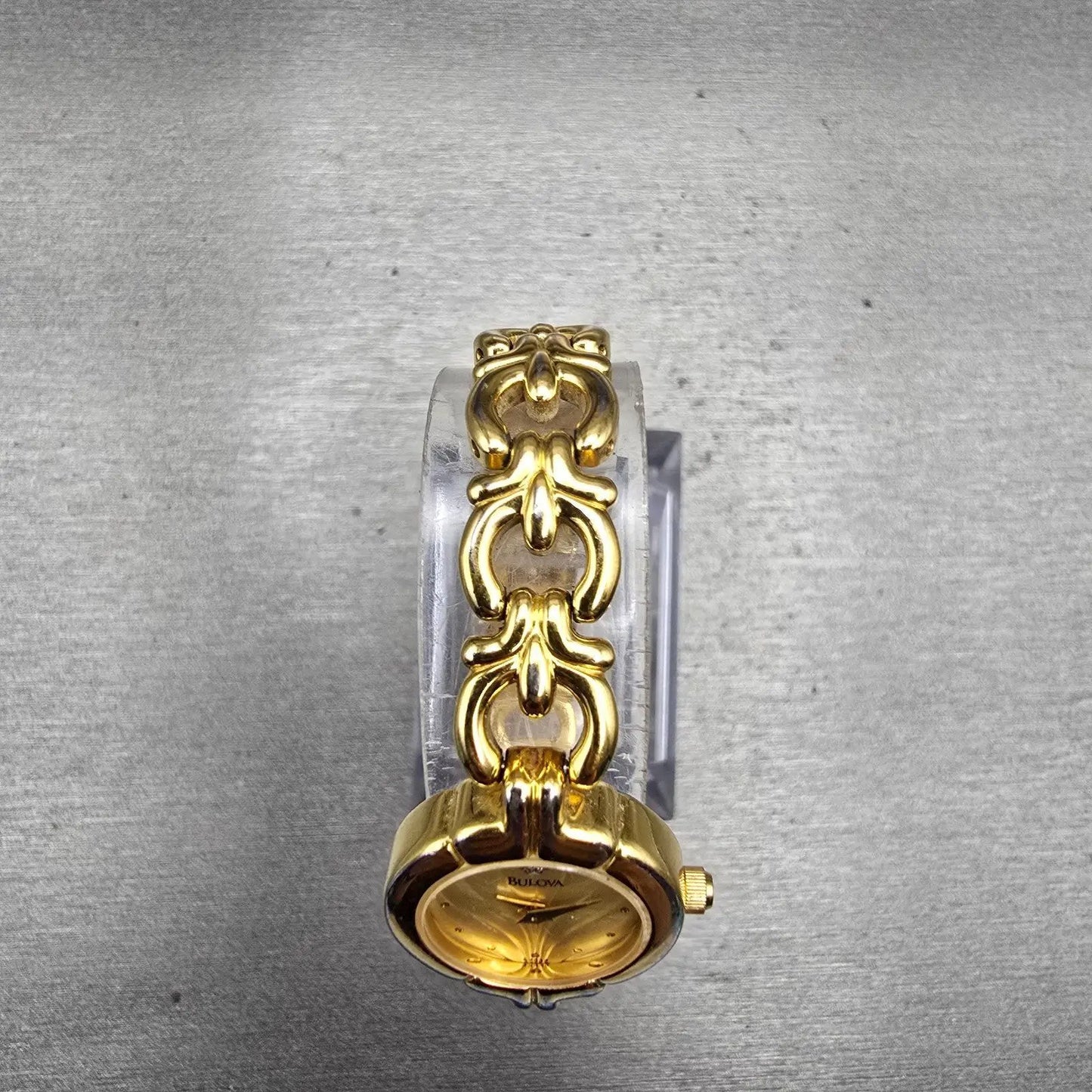 Bulova Watch Women 20mm Gold Dial Gold Tone Round 97S32 New Battery Vintage4