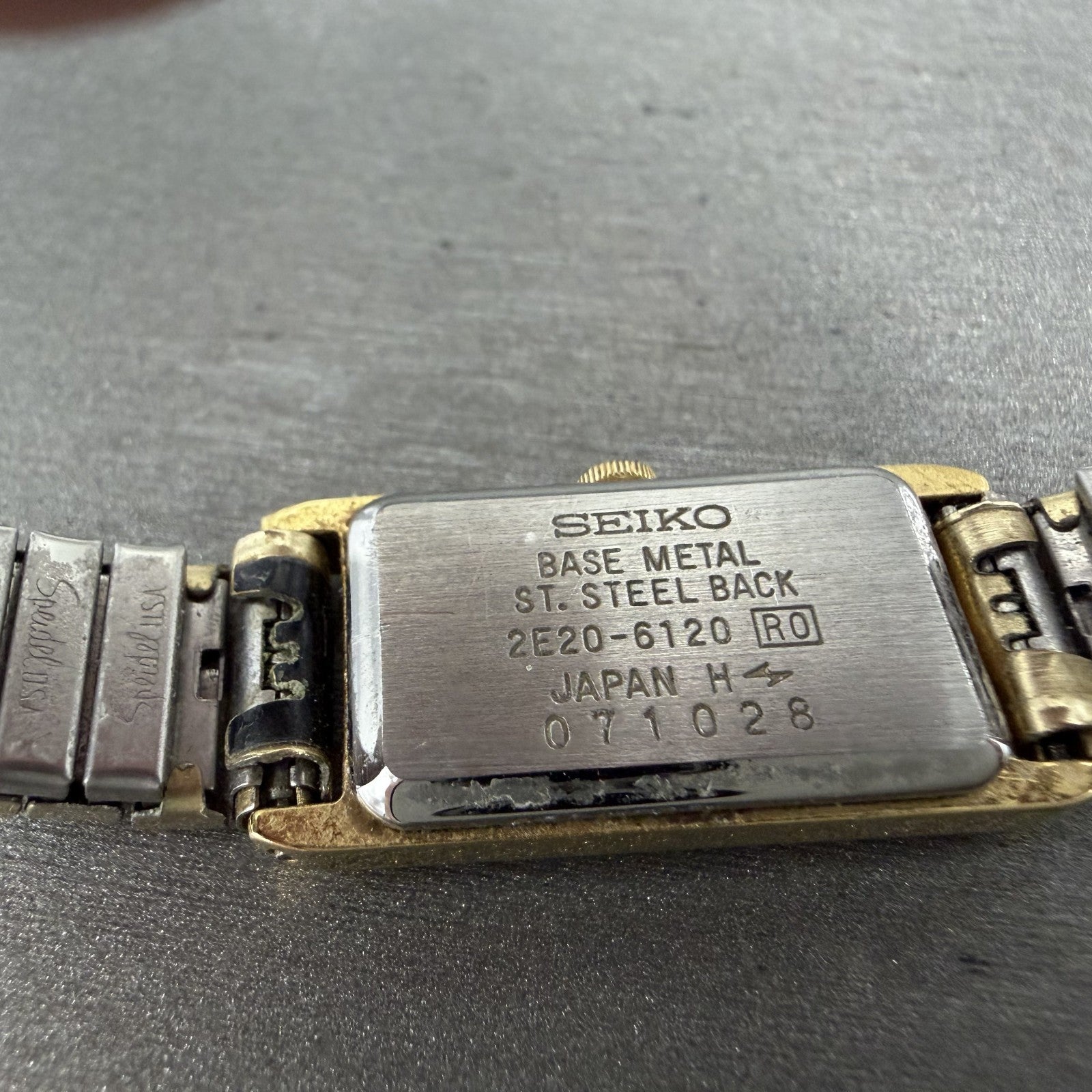 Seiko Tank Watch Women 13mm Black Dial Gold & Black Tone 2E20-5120 New Battery8