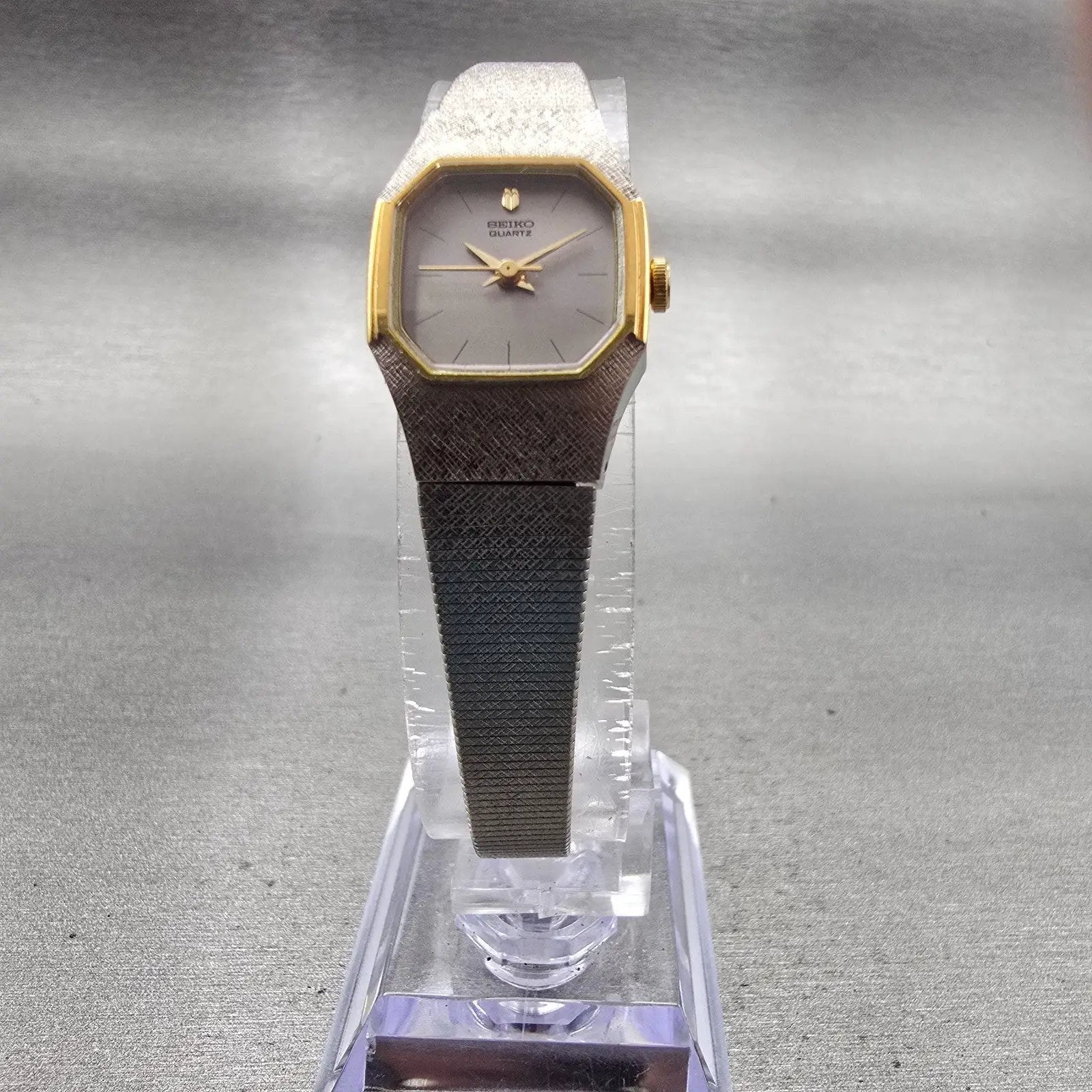 Seiko Watch Women 17mm Silver Dial Silver Tone Octagon 2C21-5409 New Battery VTG5