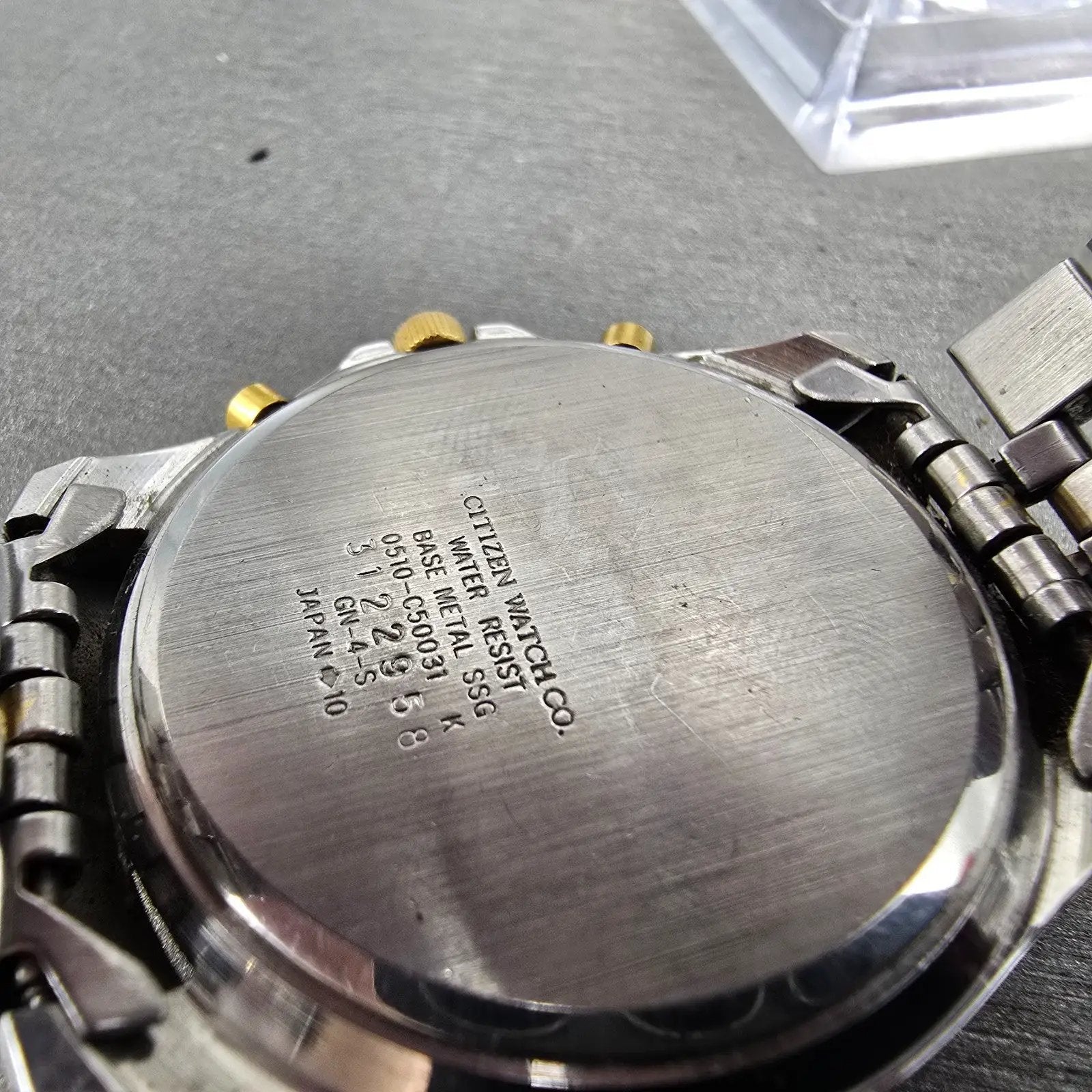 Citizen Chronograph Watch Men 38mm Silver Dial Two Tone Date 0510-C50031 New Bat10