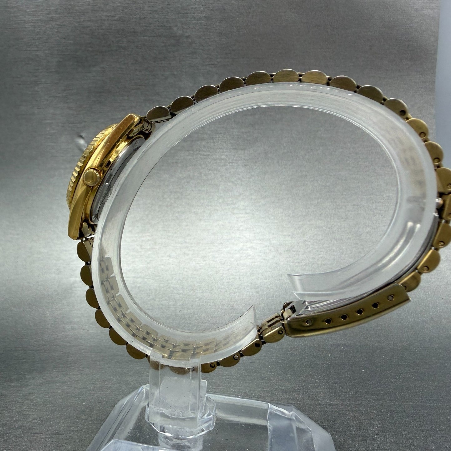 Seiko Watch Women 25mm Gold Dial Gold Tone Daydate Round 7N83-0041 New Battery S6