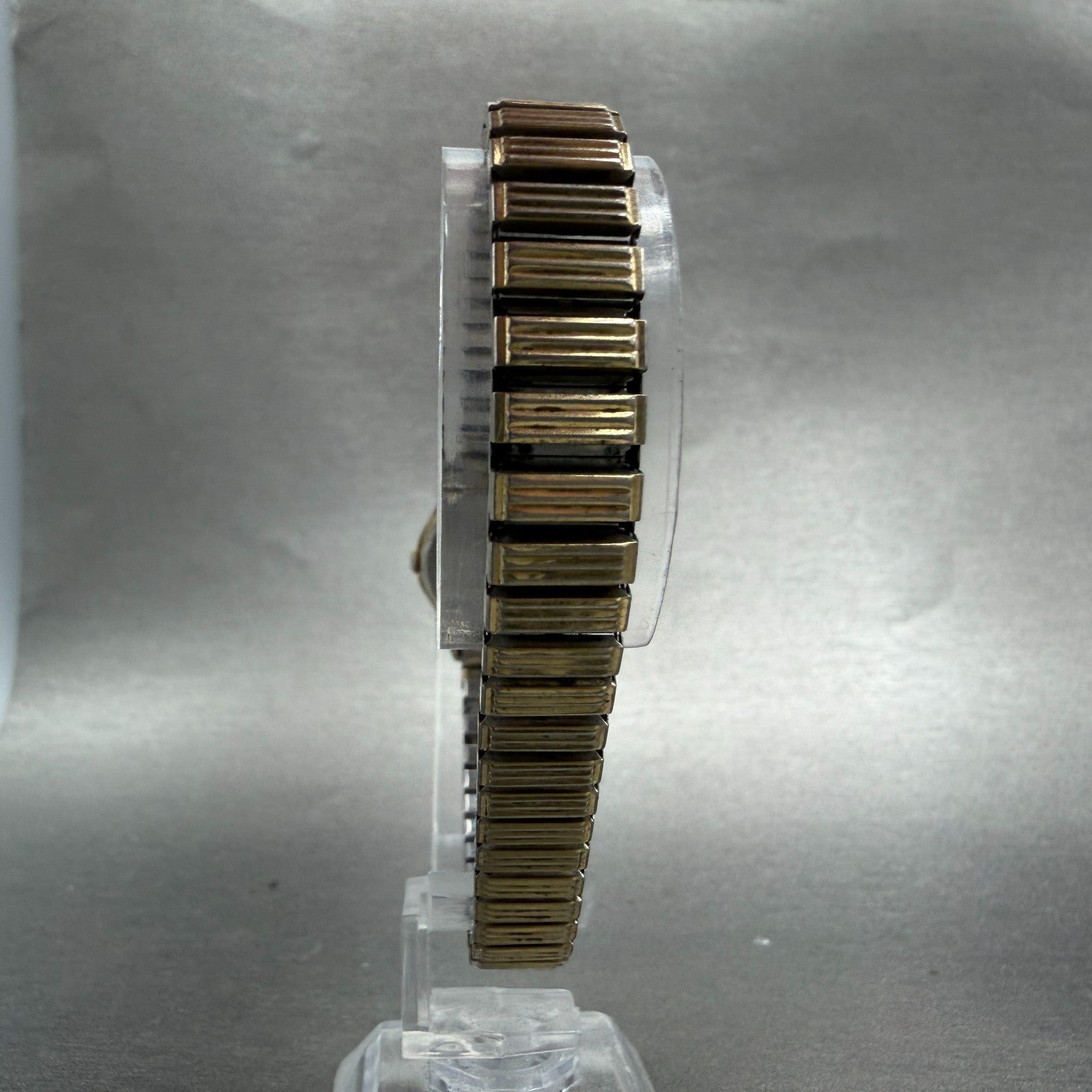 Seiko Watch Women 20mm Champagne Dial Gold Tone Round 2320-0179 New Battery VTG7