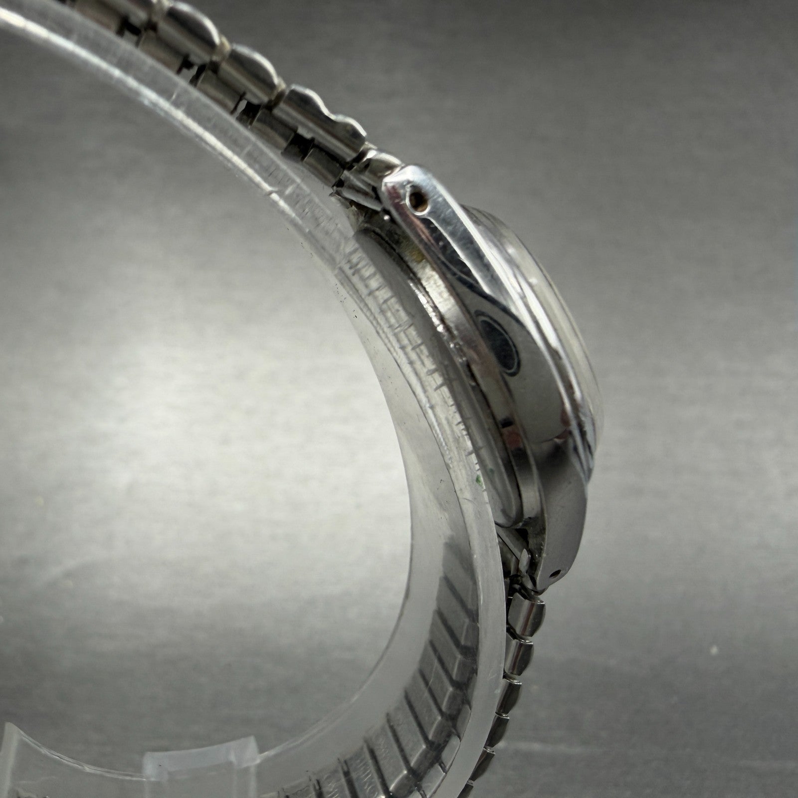 Seiko SQ Watch Women 24mm White Dial Silver Tone Daydate Round 7N83-6A09 New Bat3