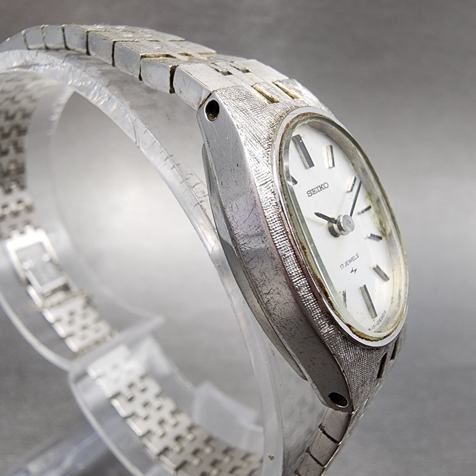 Seiko Watch Women 17mm Silver Dial Gold Plated Oval Manual Wind 177100 Runs3
