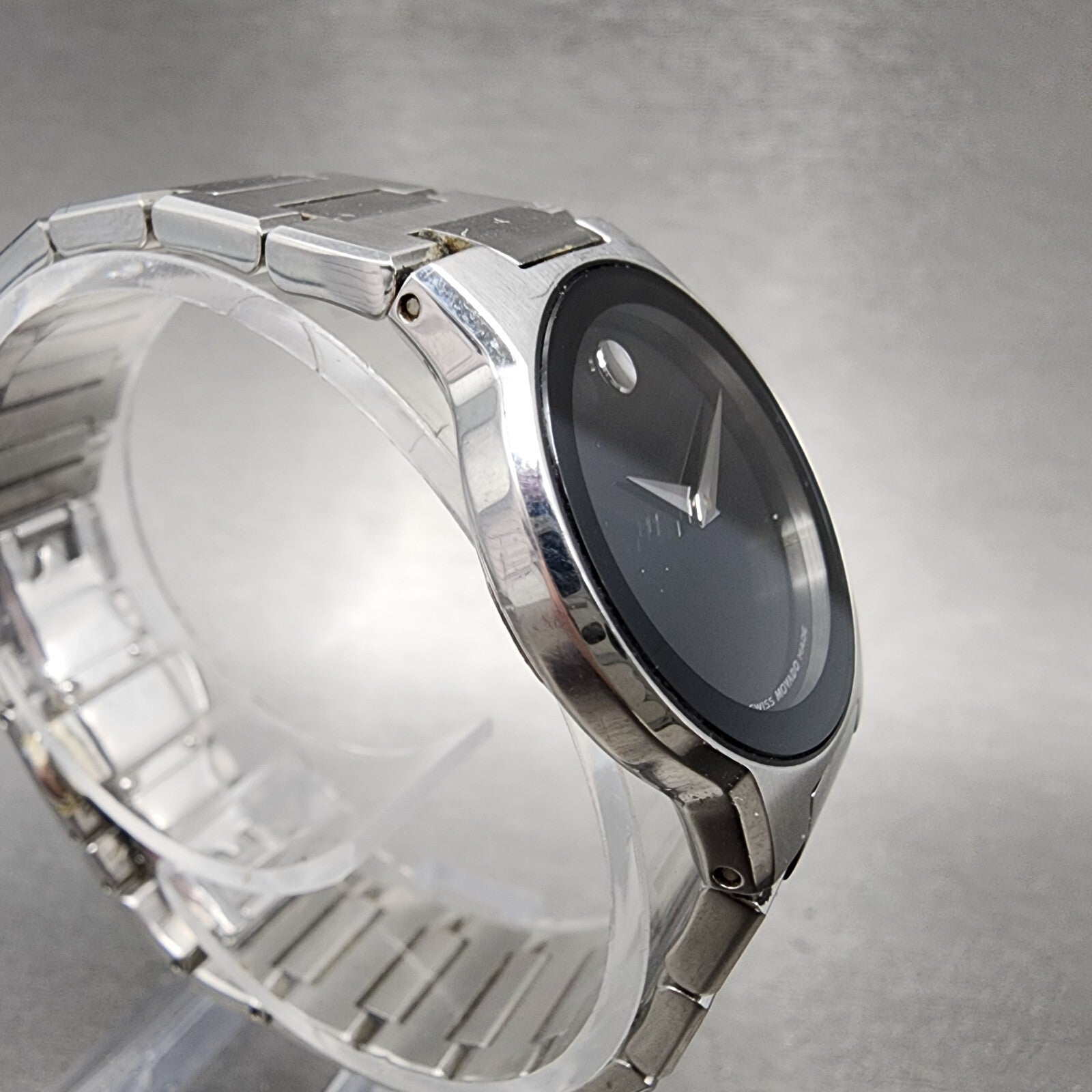 Movado Safiro Watch Women 26mm Black Dial Steel Round 0605806 New Battery3