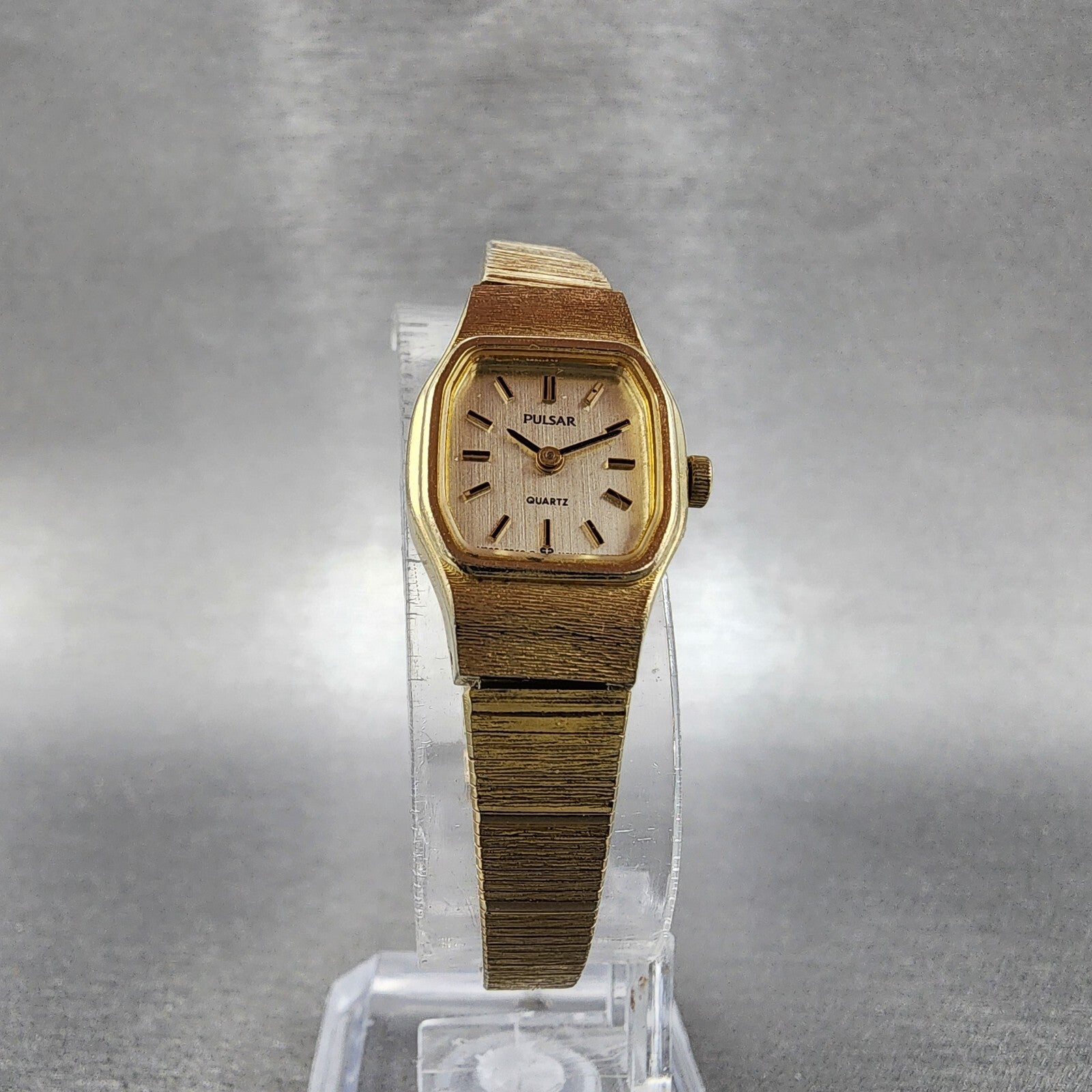 Seiko Pulsar Watch Women 16mm Champagne Dial Gold Tone Rectangle New Battery5