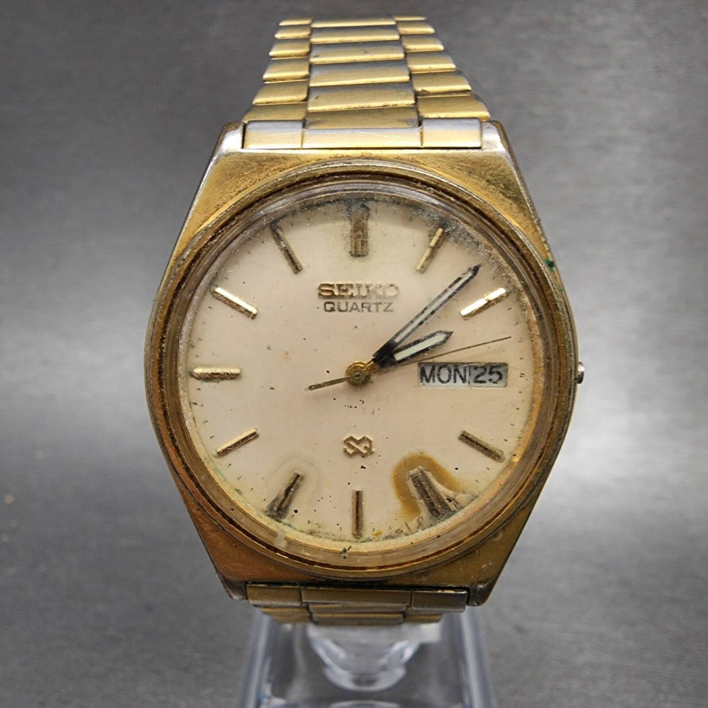 Seiko SQ Watch Men 35mm Cream Dial Gold Tone Daydate Round 8123-7239 PARTS