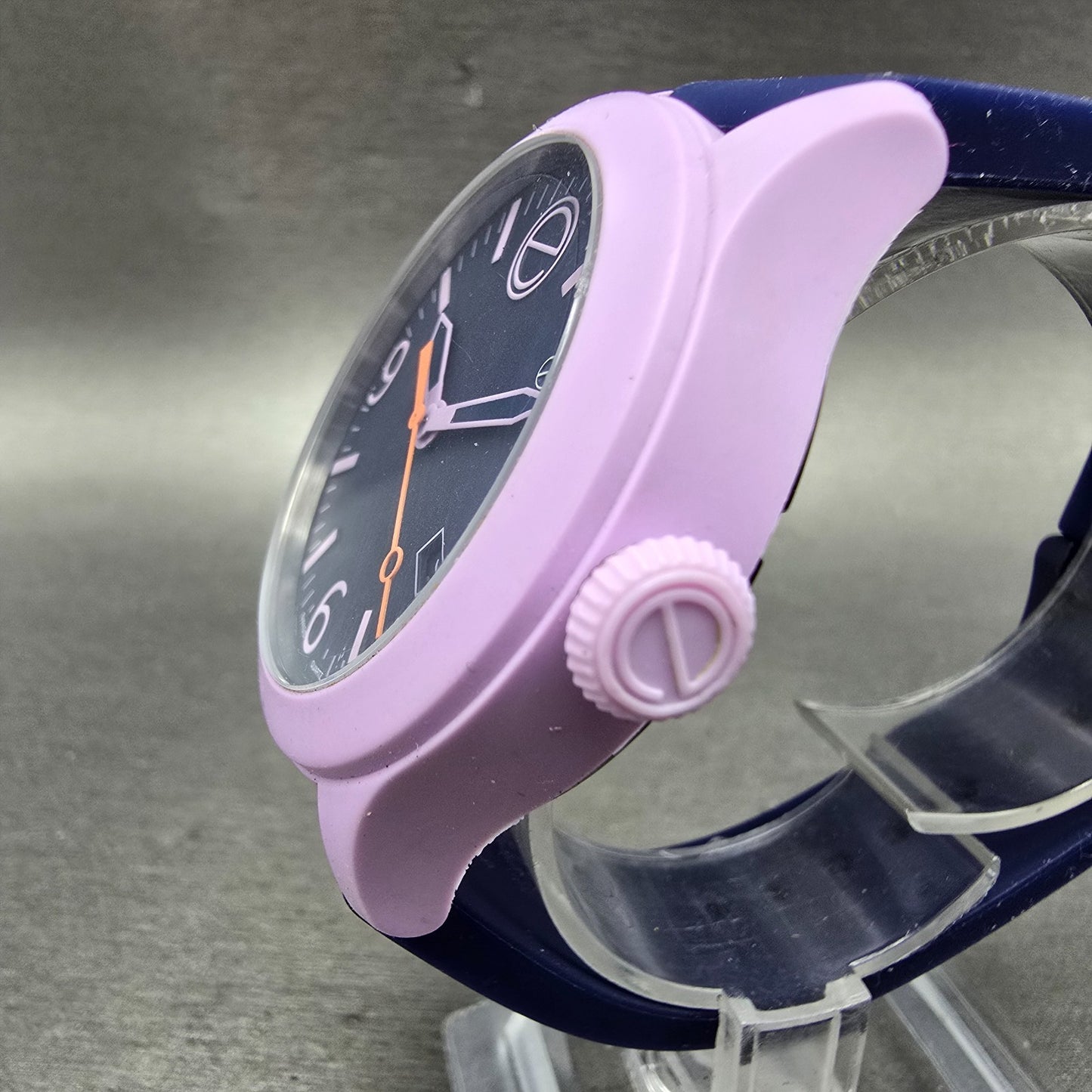 ESQ Movado One Watch Women 42mm Purple Dial Pink Date Round 07301433 New Battery2