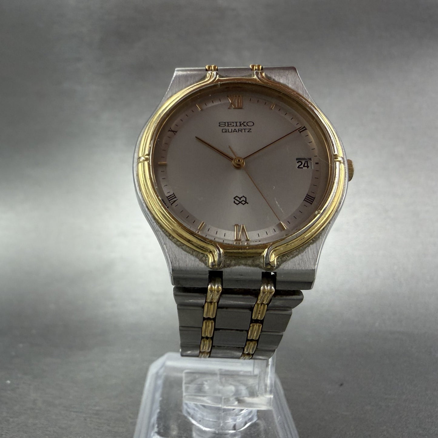 Seiko SQ Watch Men 33mm Silver Dial Two Tone Date Round 5Y22-7A09 New Battery5