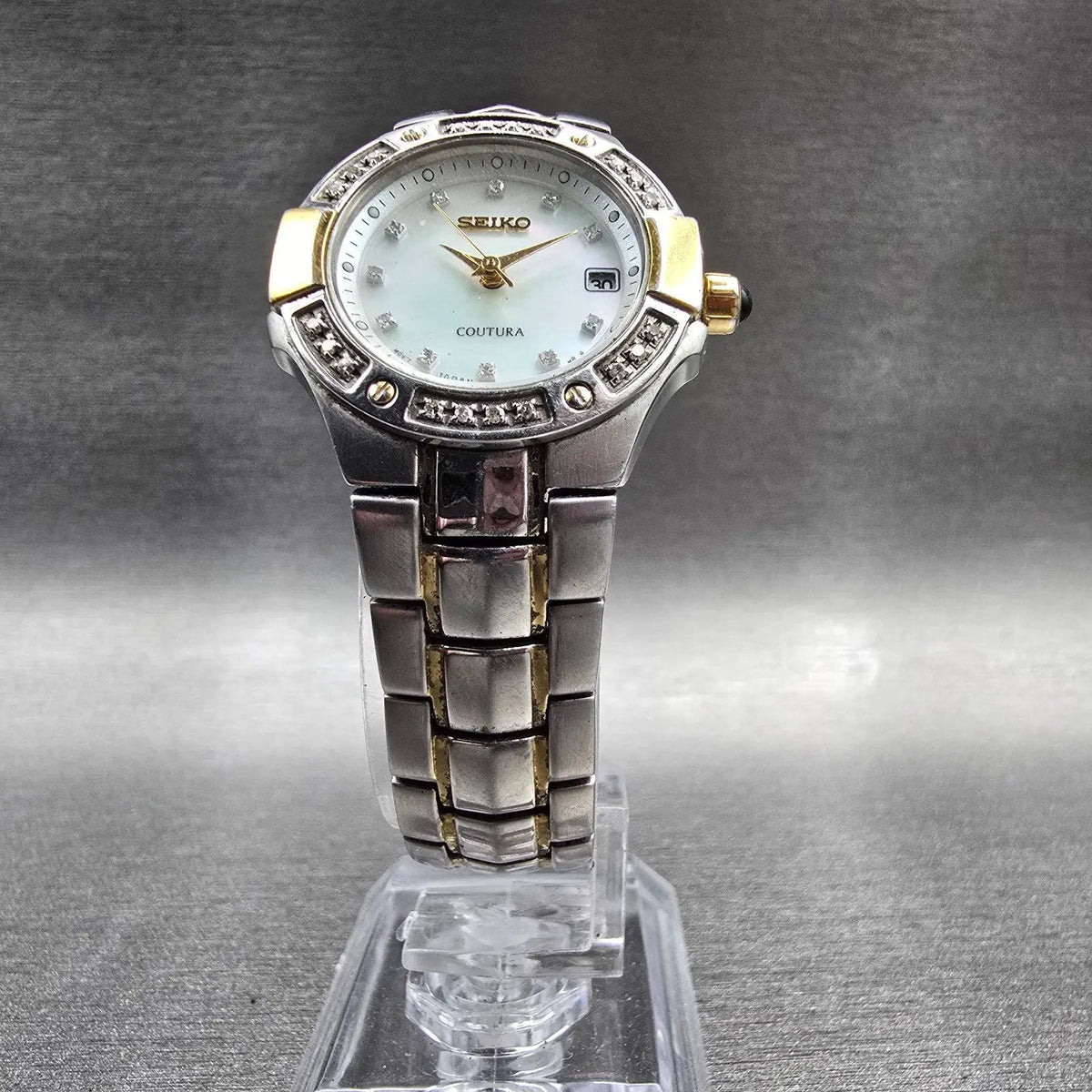 Seiko Coutura Watch Women 26mm MOP Dial Two Tone Date Diamond 7N82-0CG0 NewBat p5