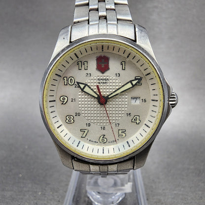 Victorinox Swiss Army Odyssey Watch Women 30mm White Dial Steel Date New Battery0