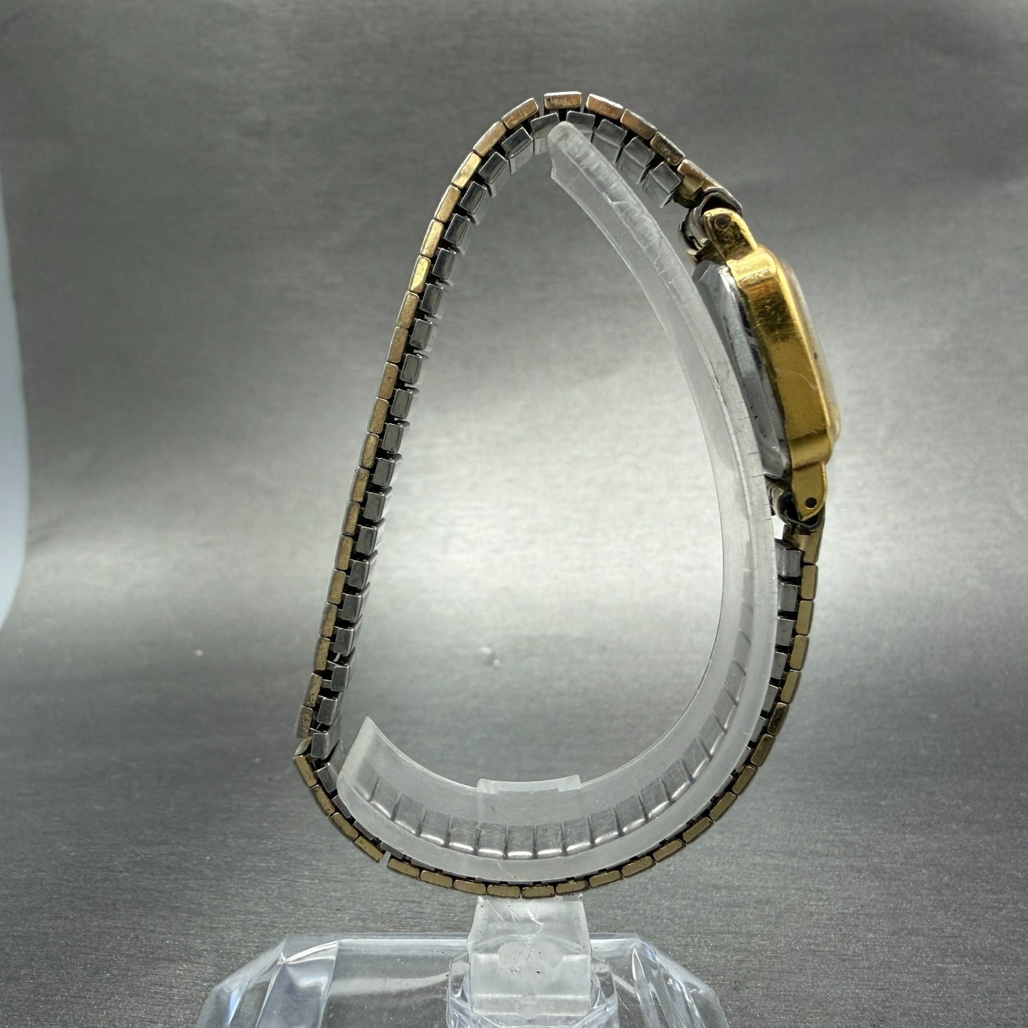 Seiko Tank Watch Women 17mm Silver Dial Gold Tone 1400-6569 New Battery Vintage8