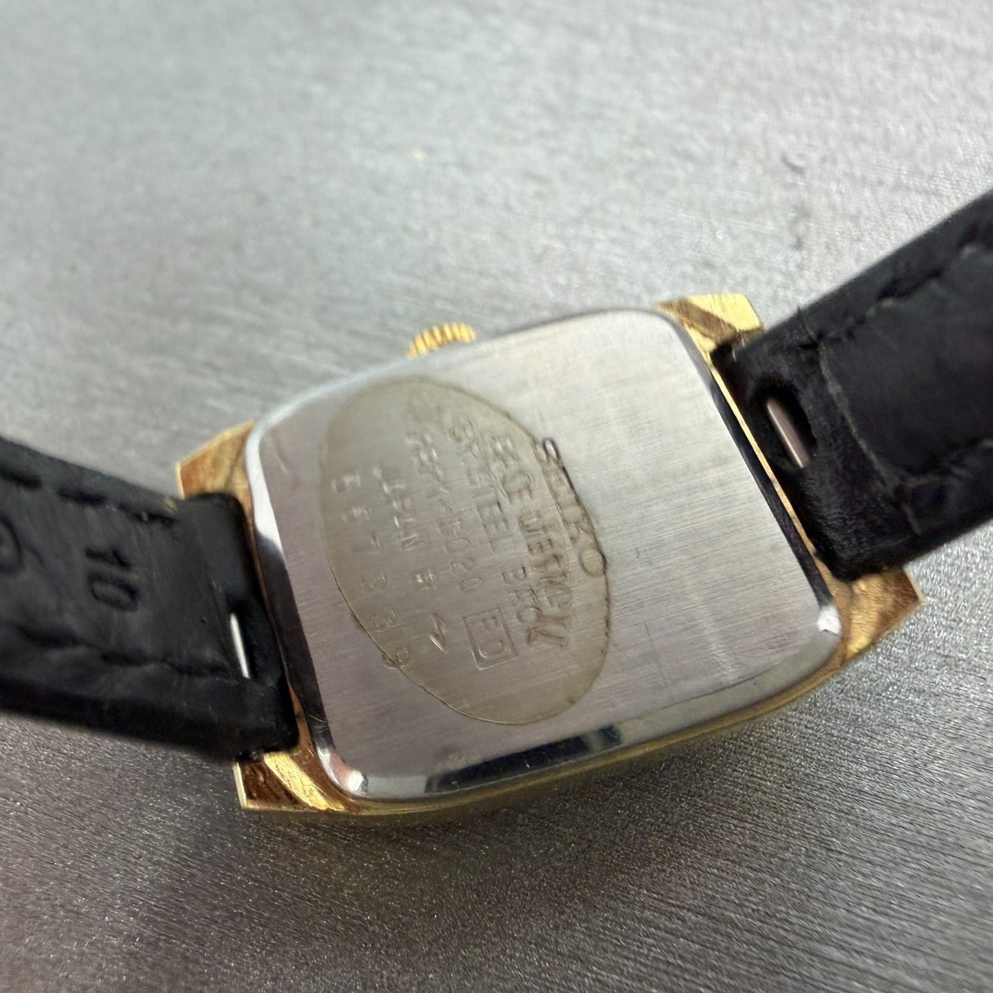 Seiko Tank Watch Women 18mm Black Dial Gold Tone Rectangle 2B21-5020 New Batt J79