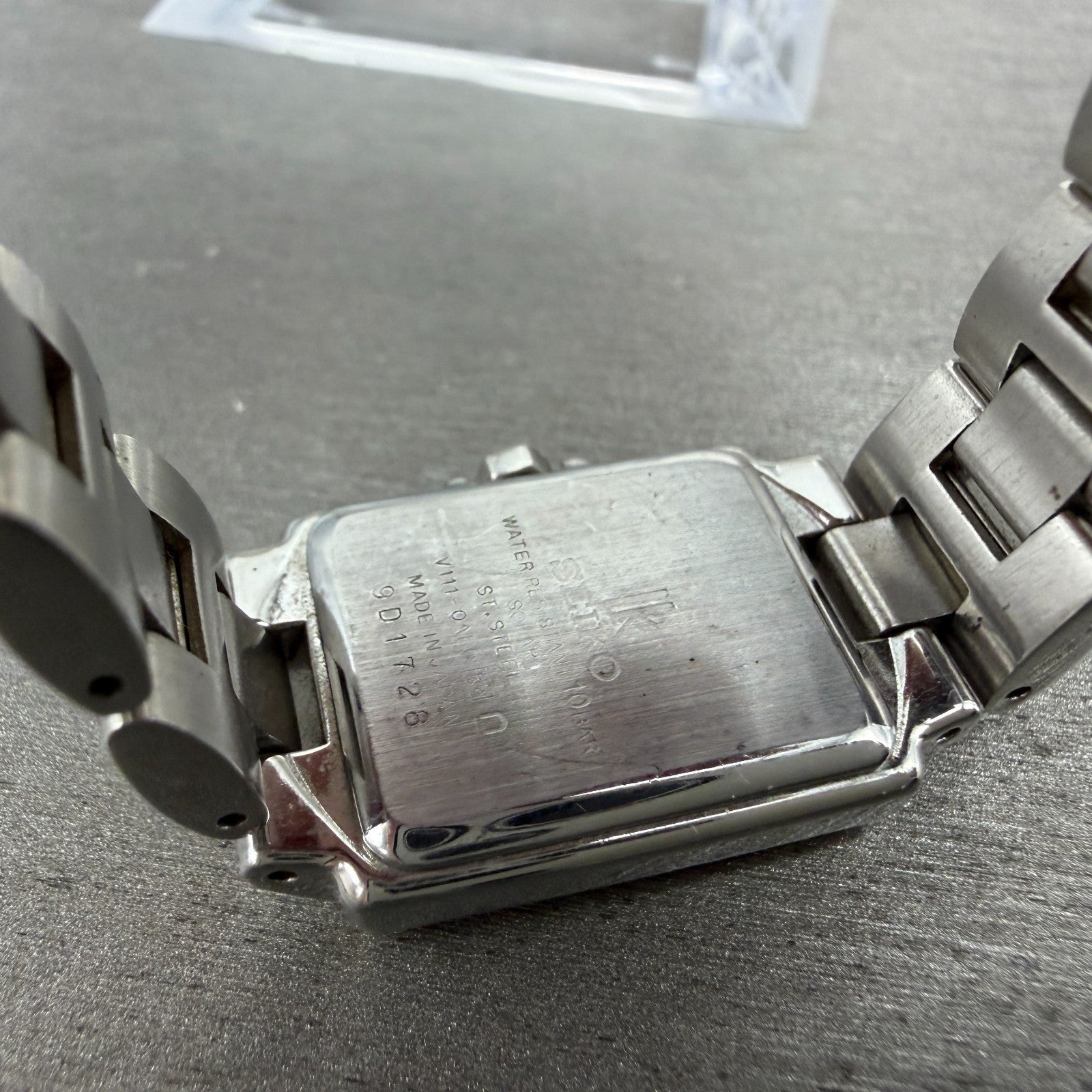 Seiko Solar Tank Watch Women 18mm White Dial Two Tone Rectangle Lukia Runs JN79
