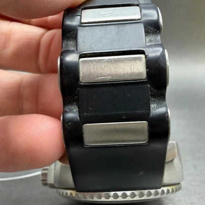 48304786