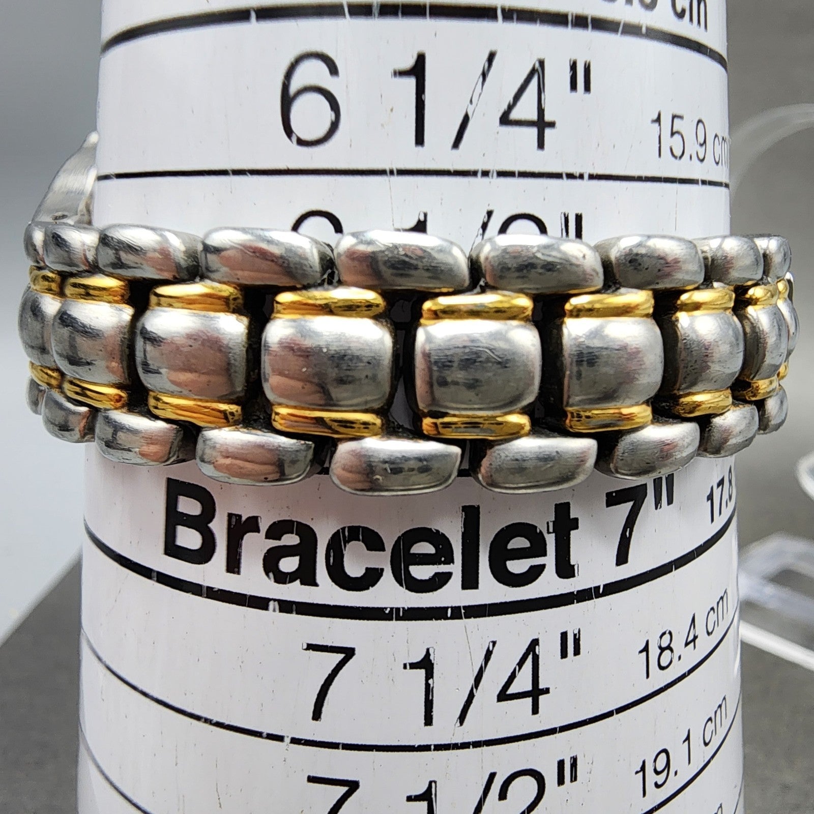 Seiko SQ 50 Watch Women 25mm White Dial Two Tone Date 7n820301 New Battery10