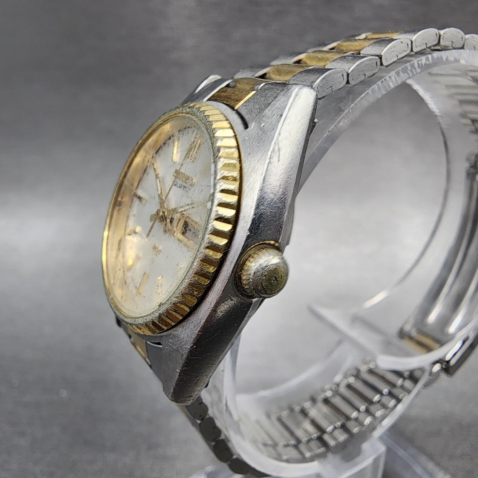 Seiko SQ Watch Women 24mm White Dial Two Tone Daydate Round 26260159 New Bat2