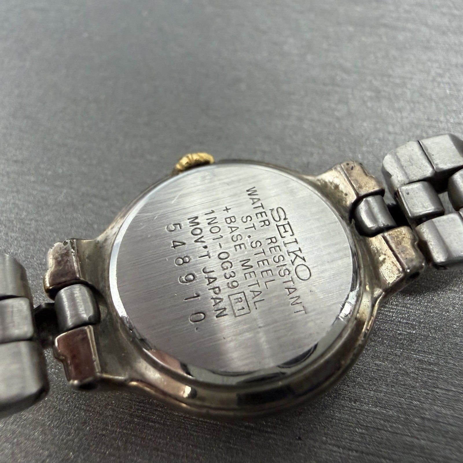 Seiko Watch Women 22mm Black Dial Two Tone Round 1N01-0G39 New Battery9