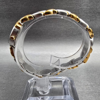 Bulova Watch Women 17mm MOP Dial Two Tone Oval 98T00 New Battery Bracelet VTG6