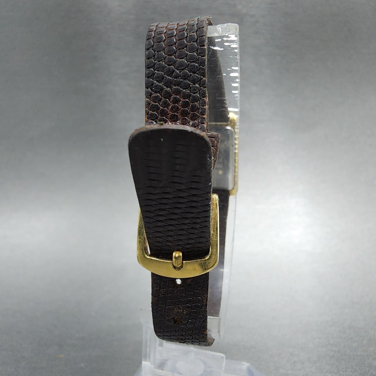 Seiko Tank Watch Women 18mm Gold Dial Gold Tone Rectangle 2C205019 New Battery7
