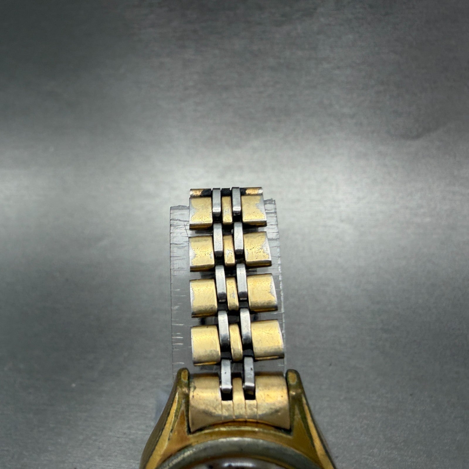 Seiko Automatic Watch Women 25mm Champagne Dial Gold Tone Date 2205-0691 PARTS5
