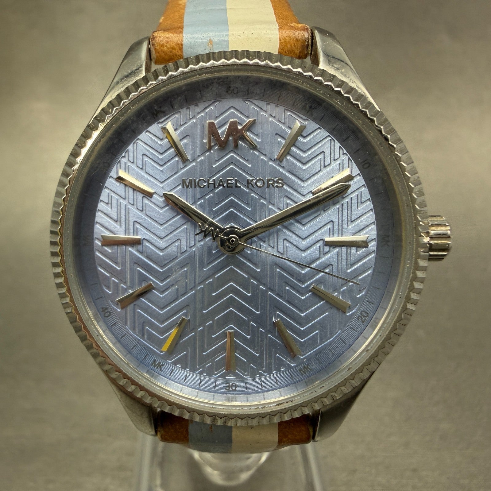Michael Kors Lexington Watch Women 36mm Blue Dial Silver Tone MK-2807 New Batt0