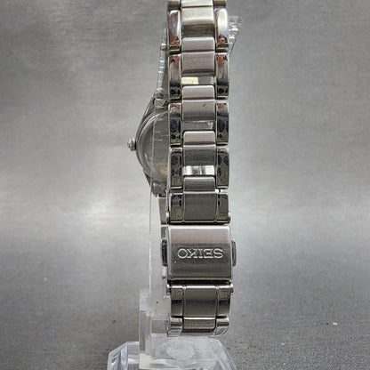 Seiko Solar Watch Women 25mm White Dial Silver Tone Date Round 1B220BZ0 Runs7