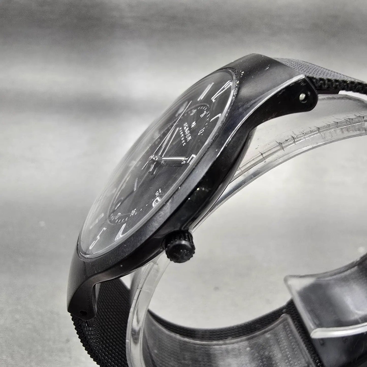 Skagen Watch Men 37mm Black Dial Titanium Date Round 233XLTMB New Battery2