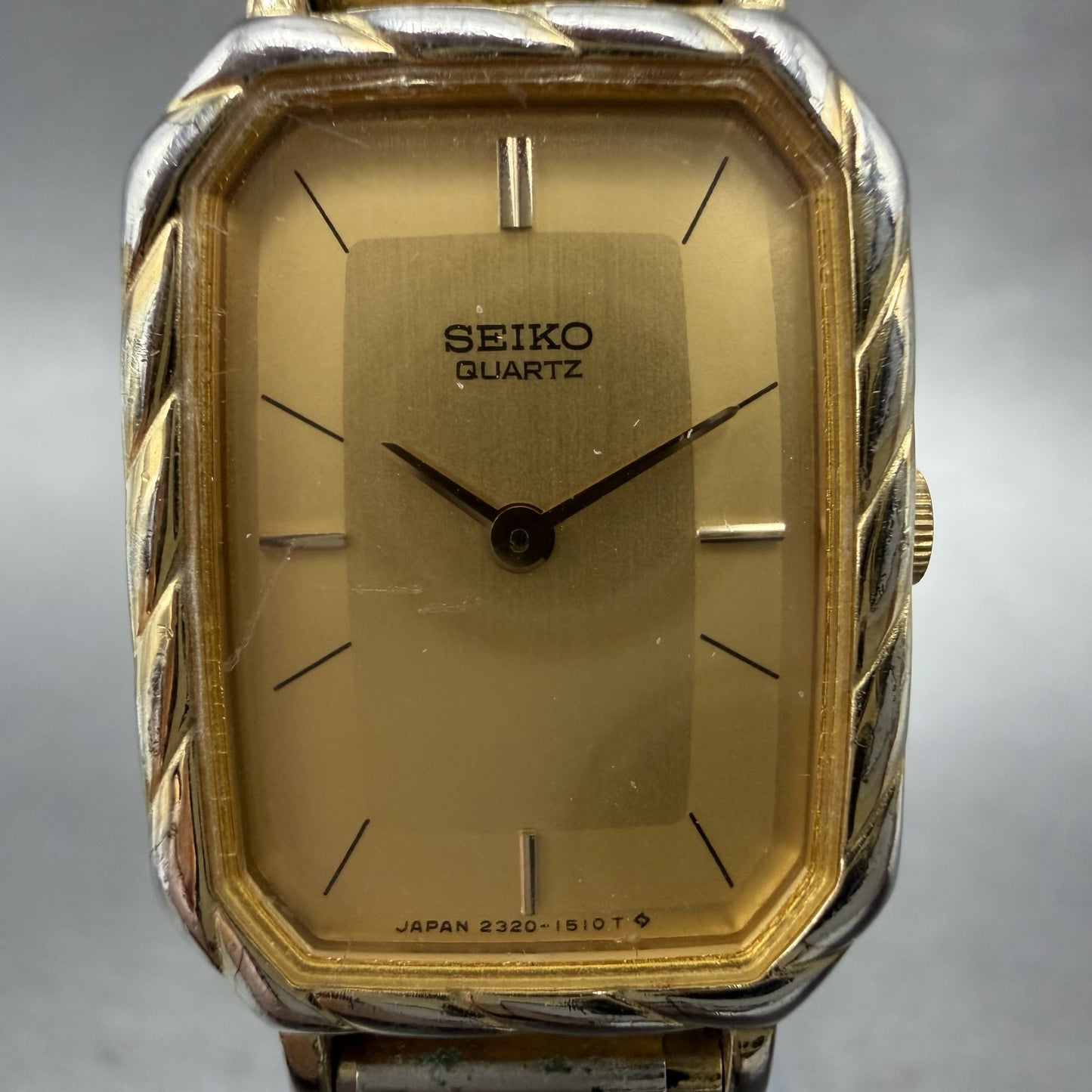 Seiko Tank Watch Women 19mm Champagne Dial Two Tone 23205449 New Battery1