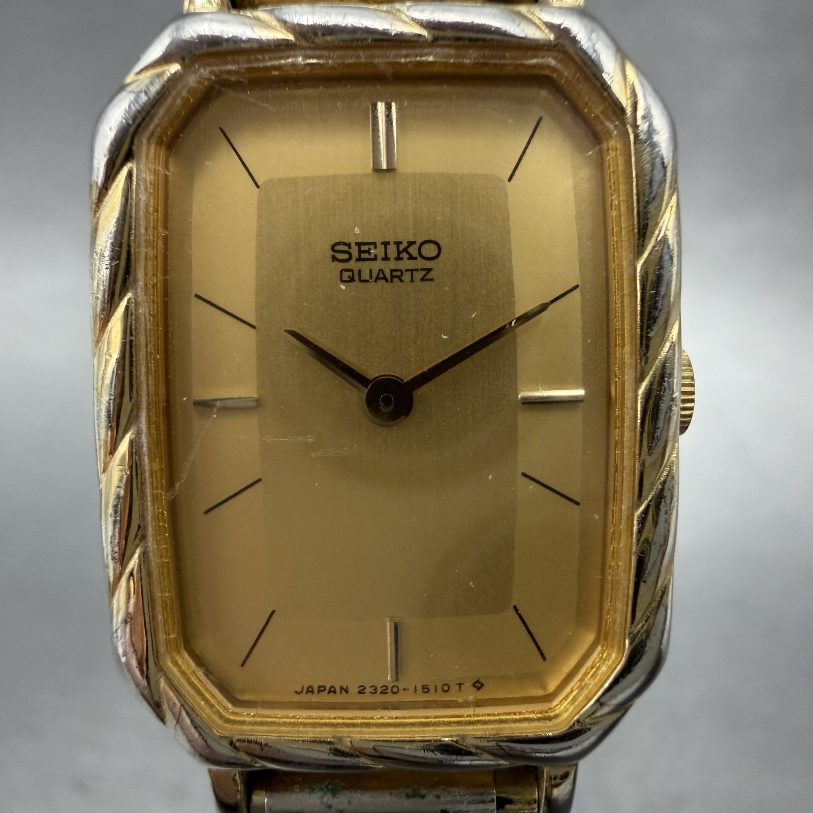 Seiko Tank Watch Women 19mm Champagne Dial Two Tone 23205449 New Battery1