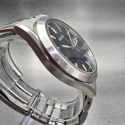Seiko Watch Men 37mm Black Dial Silver Tone Daydate Round 7N43-9070 New Battery3
