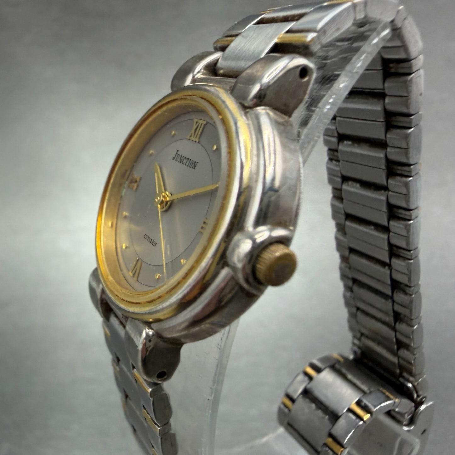 Citizen Junction Watch Women 25mm Silver Dial Two Tone Round 6031-343581 NewBatt2