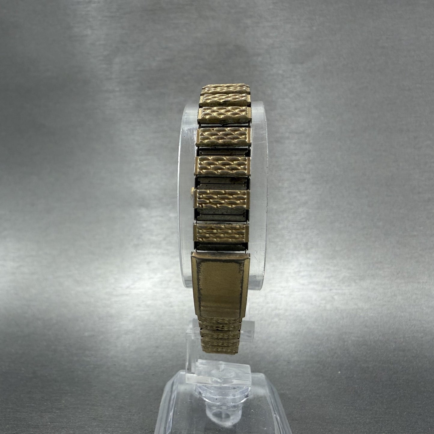 Seiko Watch Women 17mm Champagne Dial Gold Tone Oval 2c205539 New Battery7