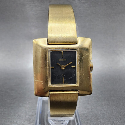 VTG Seiko Watch Women 24mm Black Dial Gold plated Rectangle Manual Wind Runs0