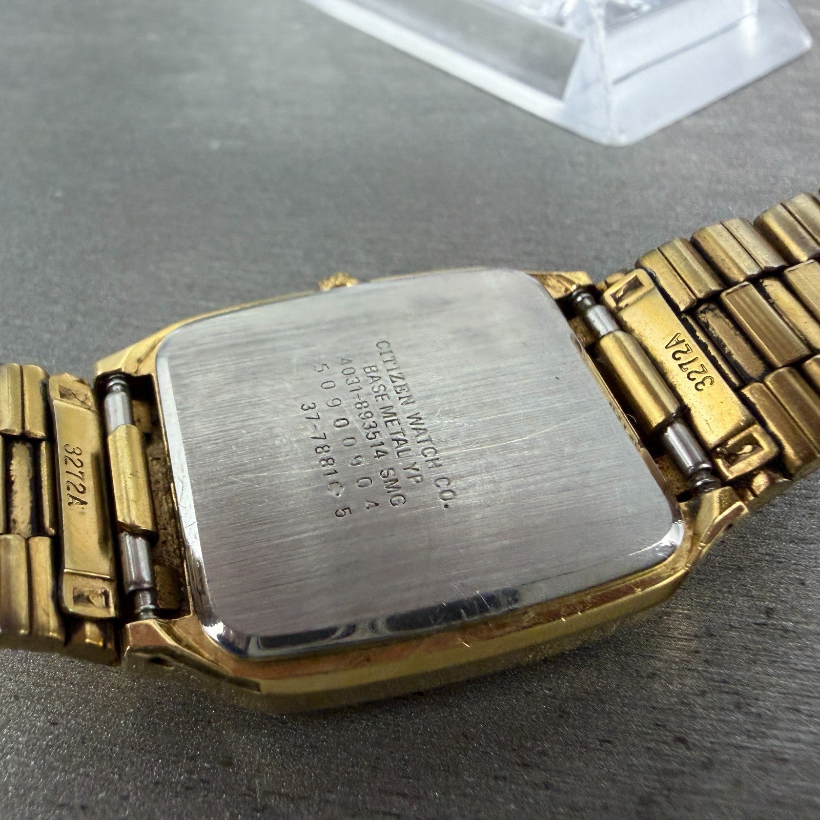 Citizen Tank Watch Men 27mm Champagne Dial Gold Rectangle 4031-893514 New Batt9