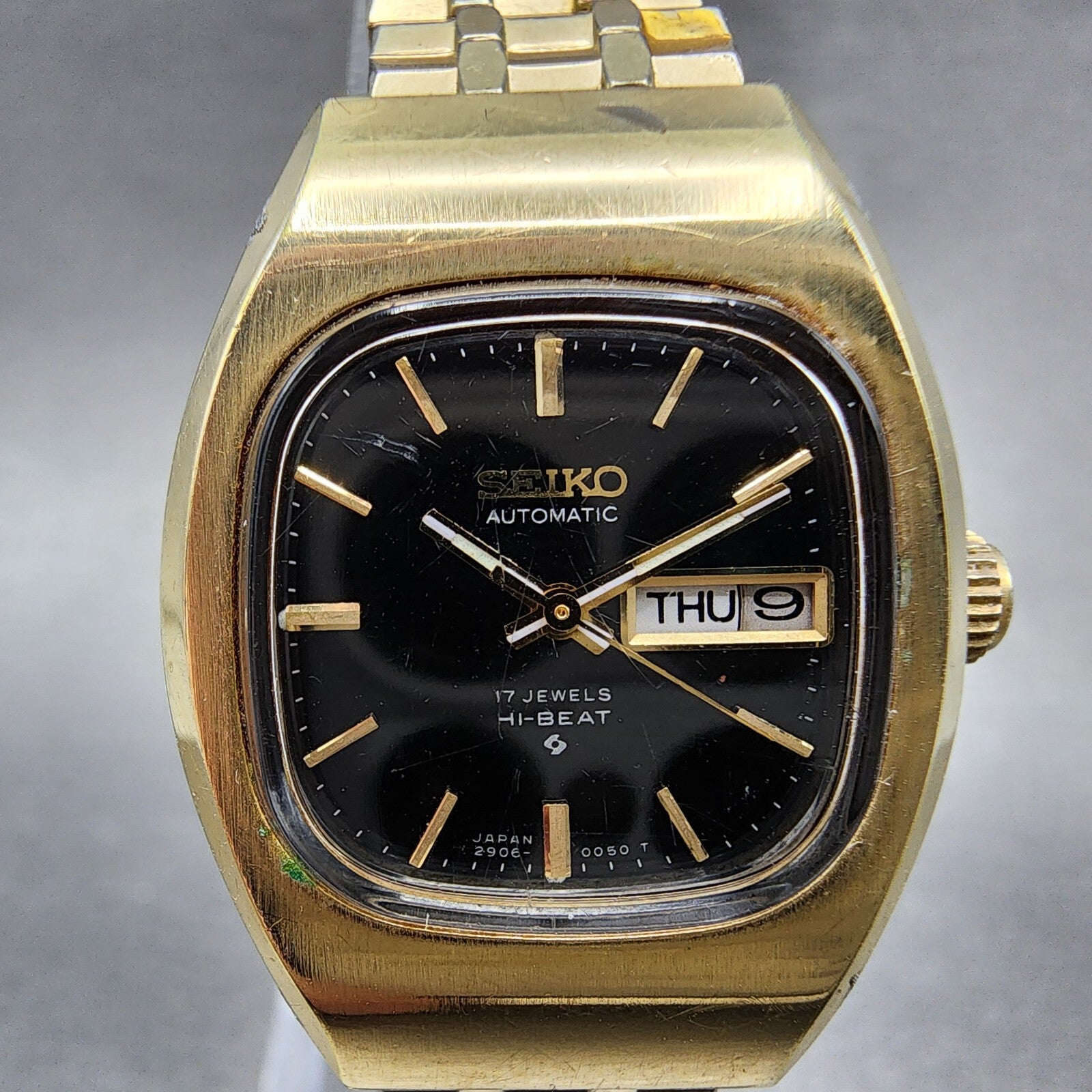 Seiko Automatic Watch Women 25mm Black Dial Gold Tone Daydate Rectangle Runs1