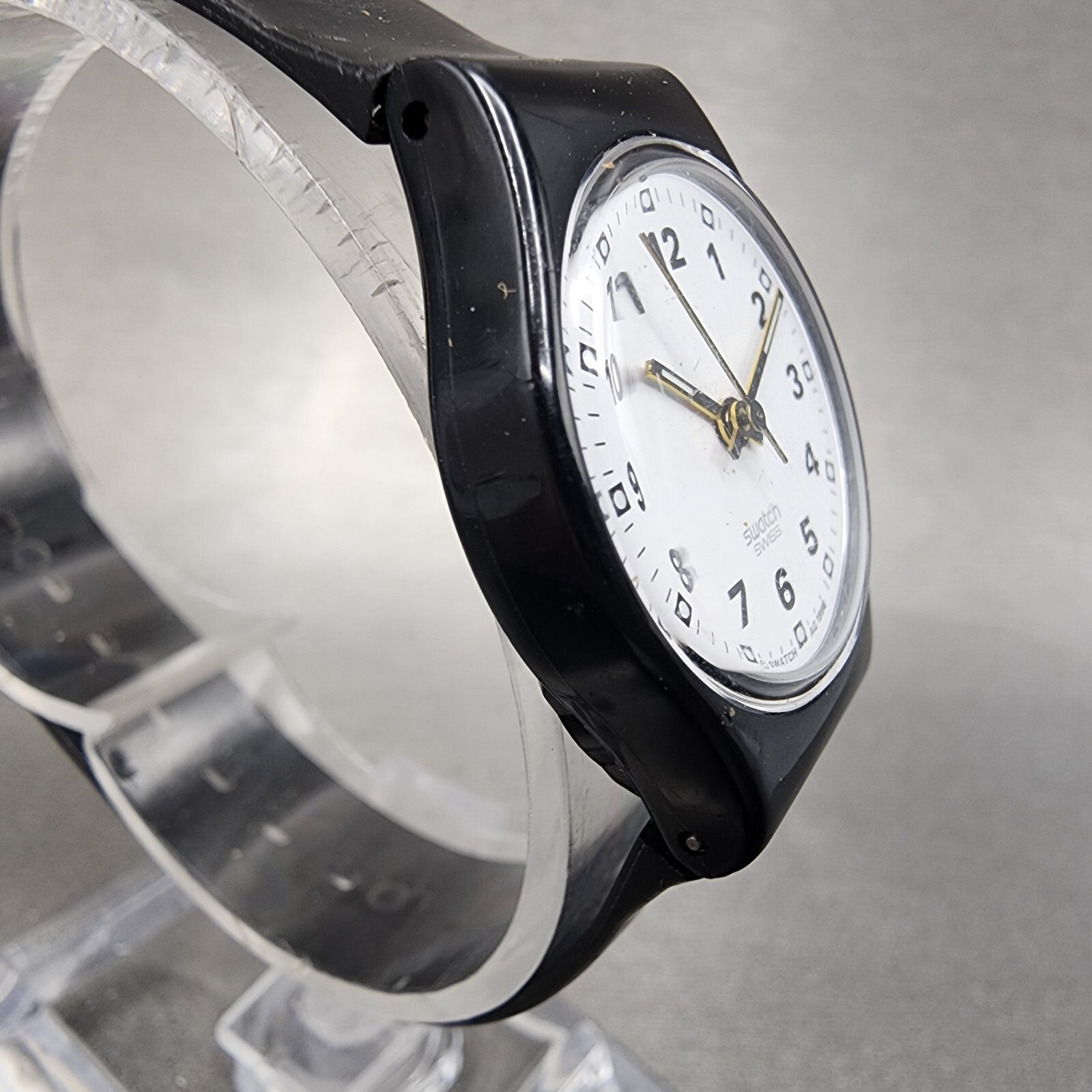 Swatch Sopran Watch Women 25mm White Dial Black Tone Round LB153 New Battery5