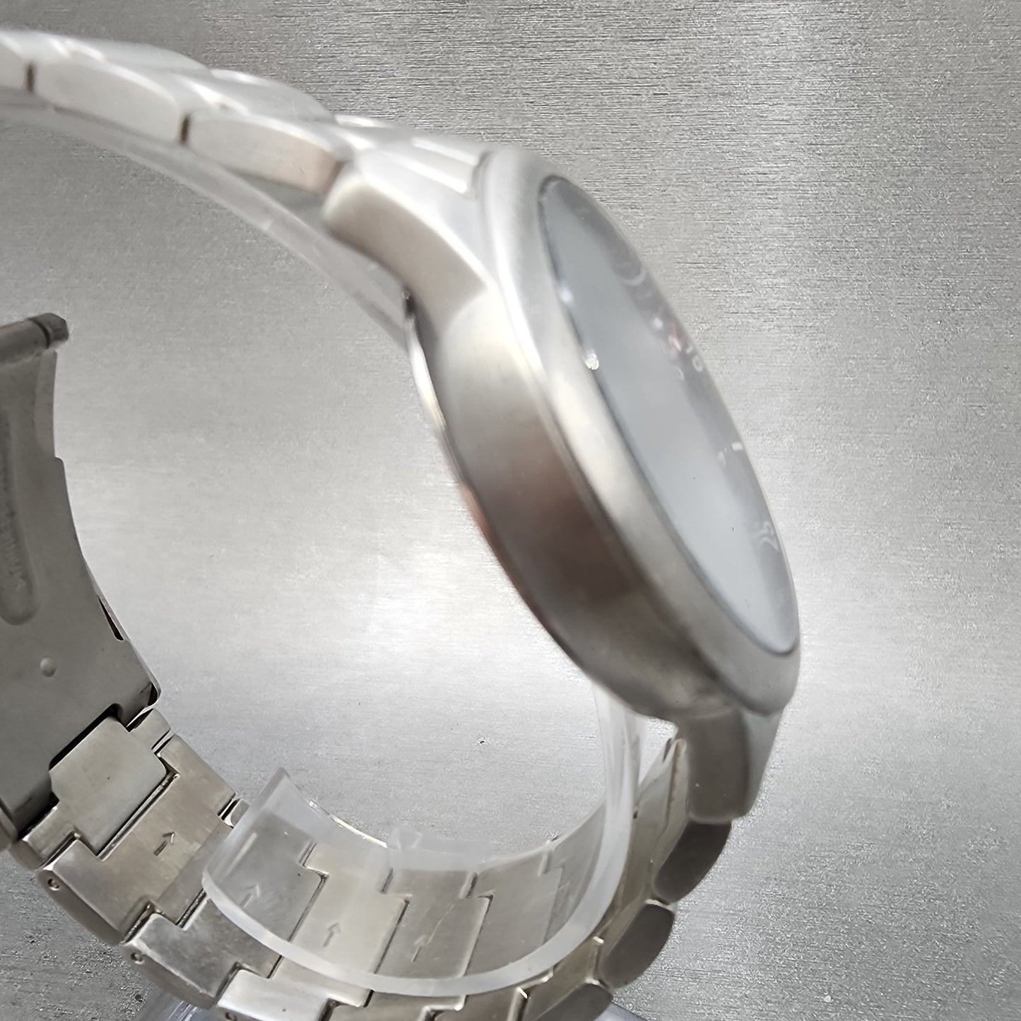 Roots Watch Men 39mm Silver Dial Silver Tone Daydate Pacific Rim New Battery3