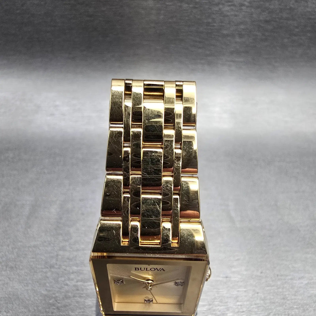 Bulova Futuro Quadra Watch Women 20mm Gold Dial Gold Tone 97P140 New Battery4