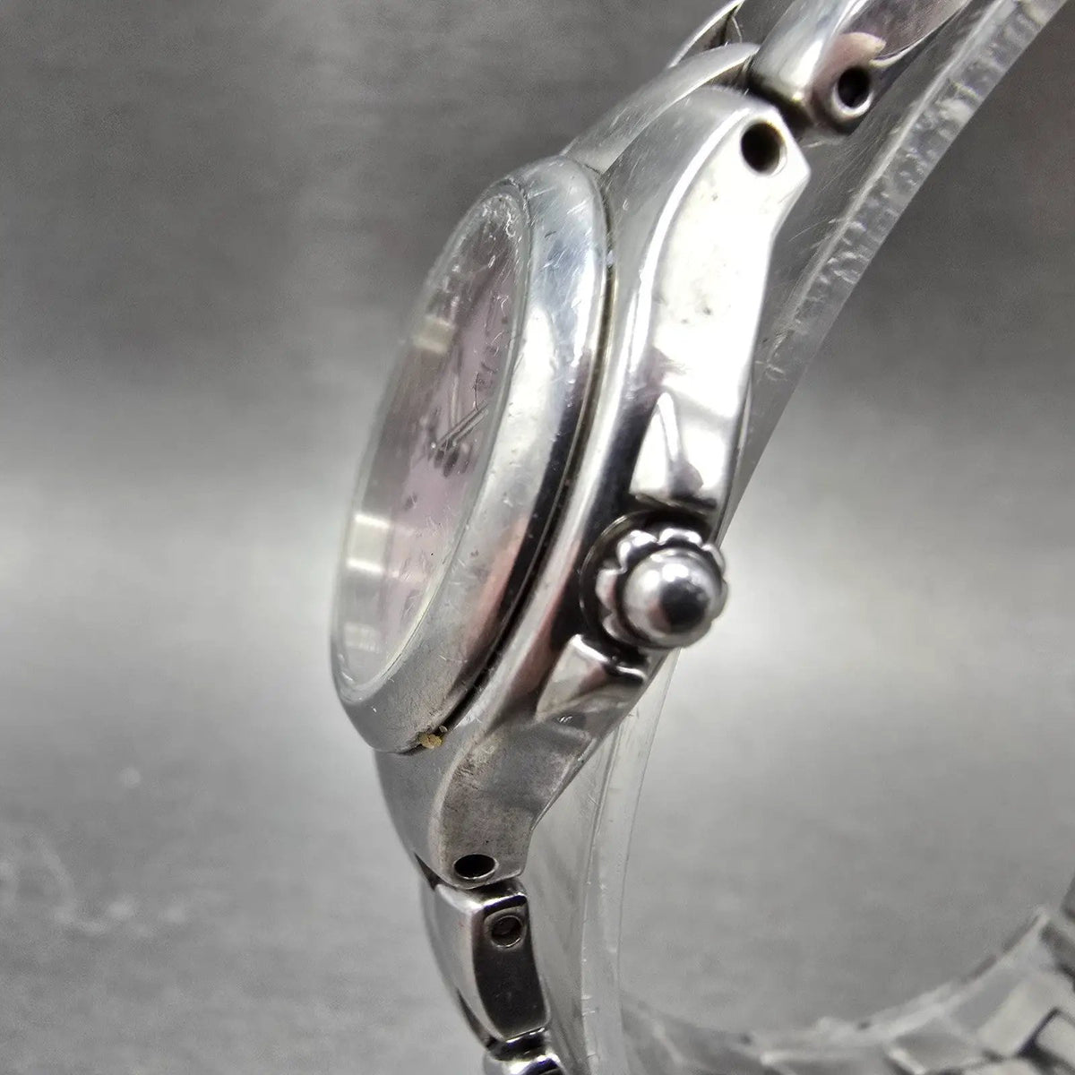 Citizen Eco-Drive Watch Women 26mm Pink Dial Silver Tone Date E011-S039941 RunsK2