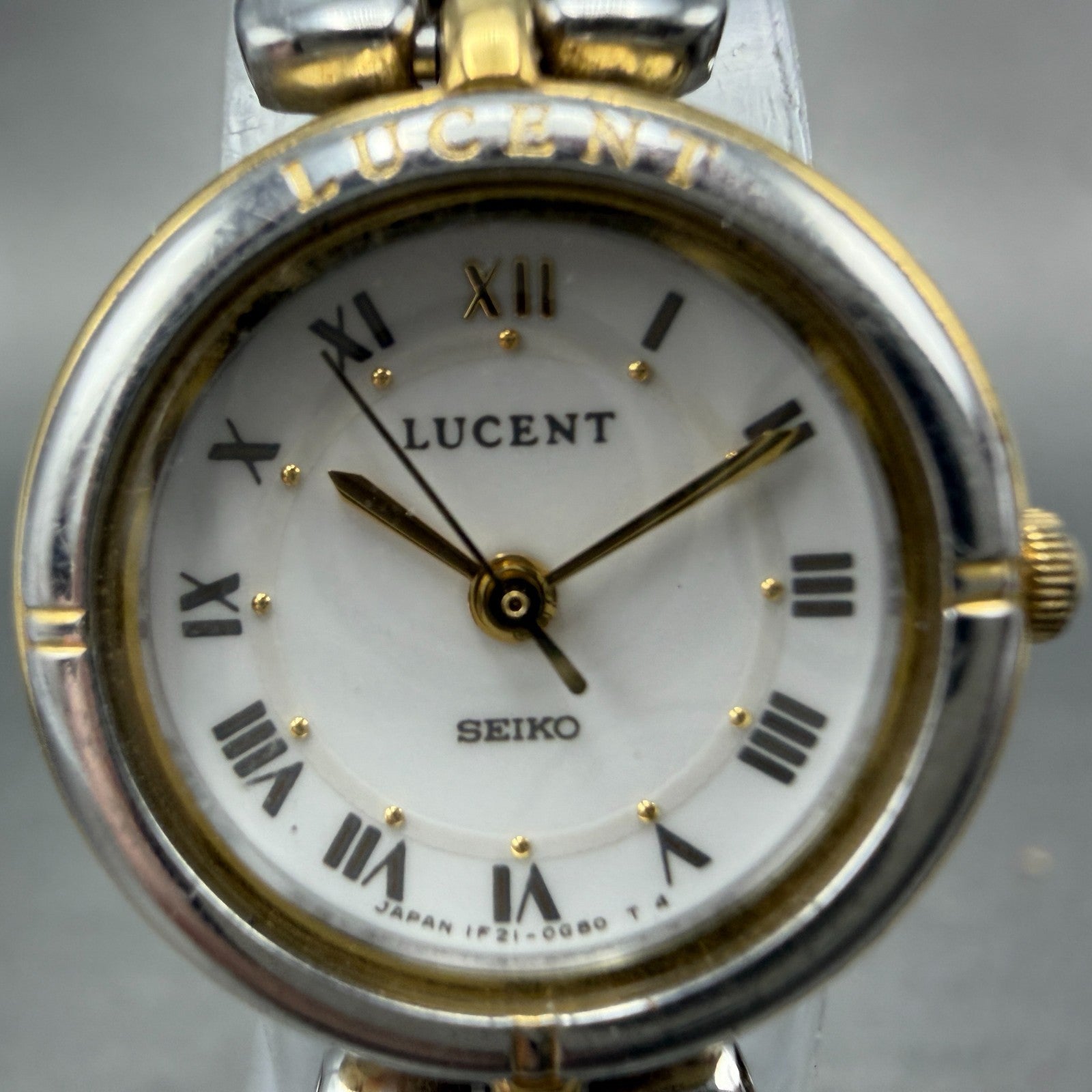 Seiko Lucent Watch Women 21mm White Dial Two Tone Round 1F21-0E50 New Battery1